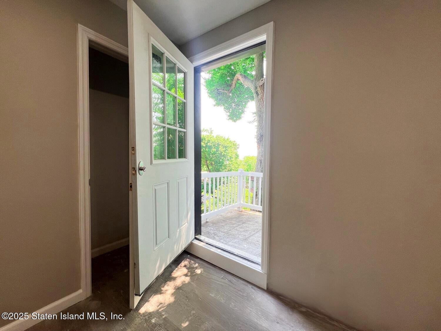 212 St. Pauls Avenue, Staten Island, NY, 10304 image 14