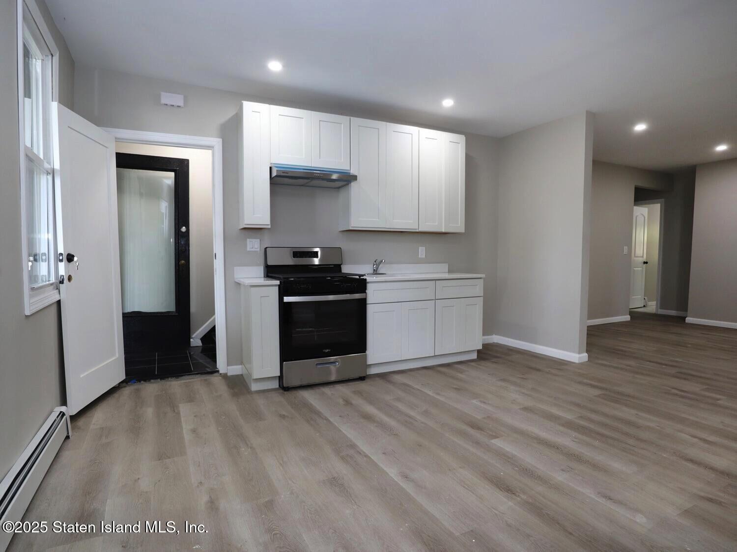 212 St. Pauls Avenue, Staten Island, NY, 10304 image 10