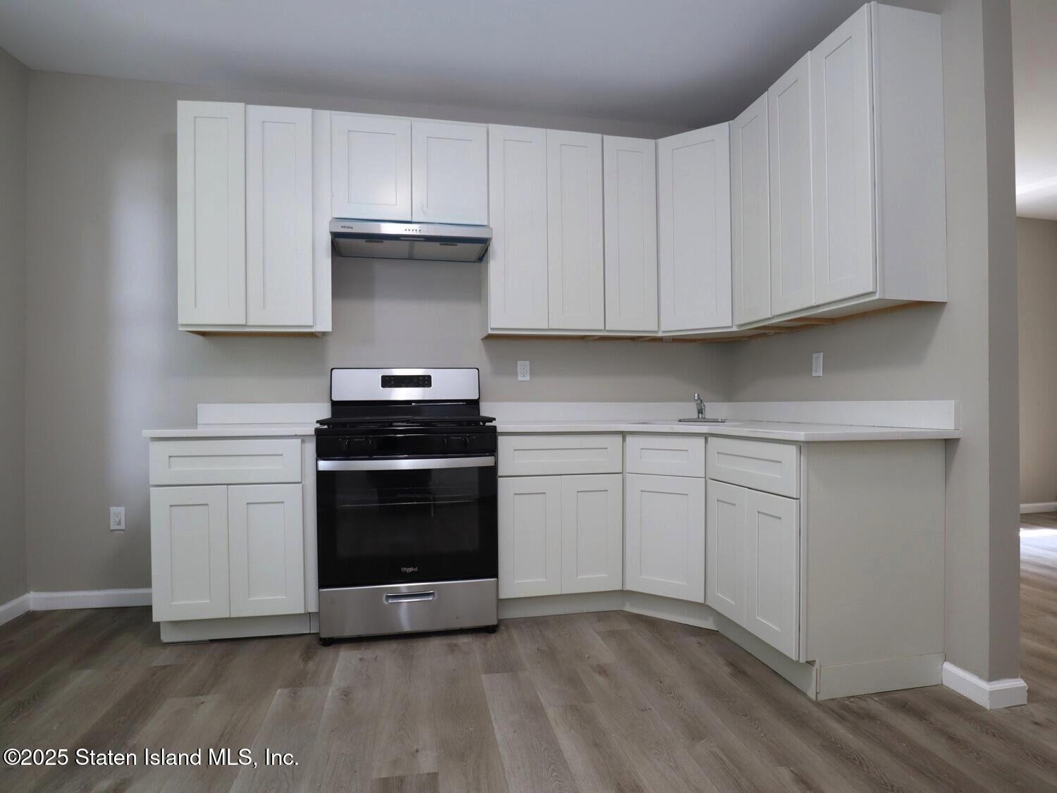 212 St. Pauls Avenue, Staten Island, NY, 10304 image 29