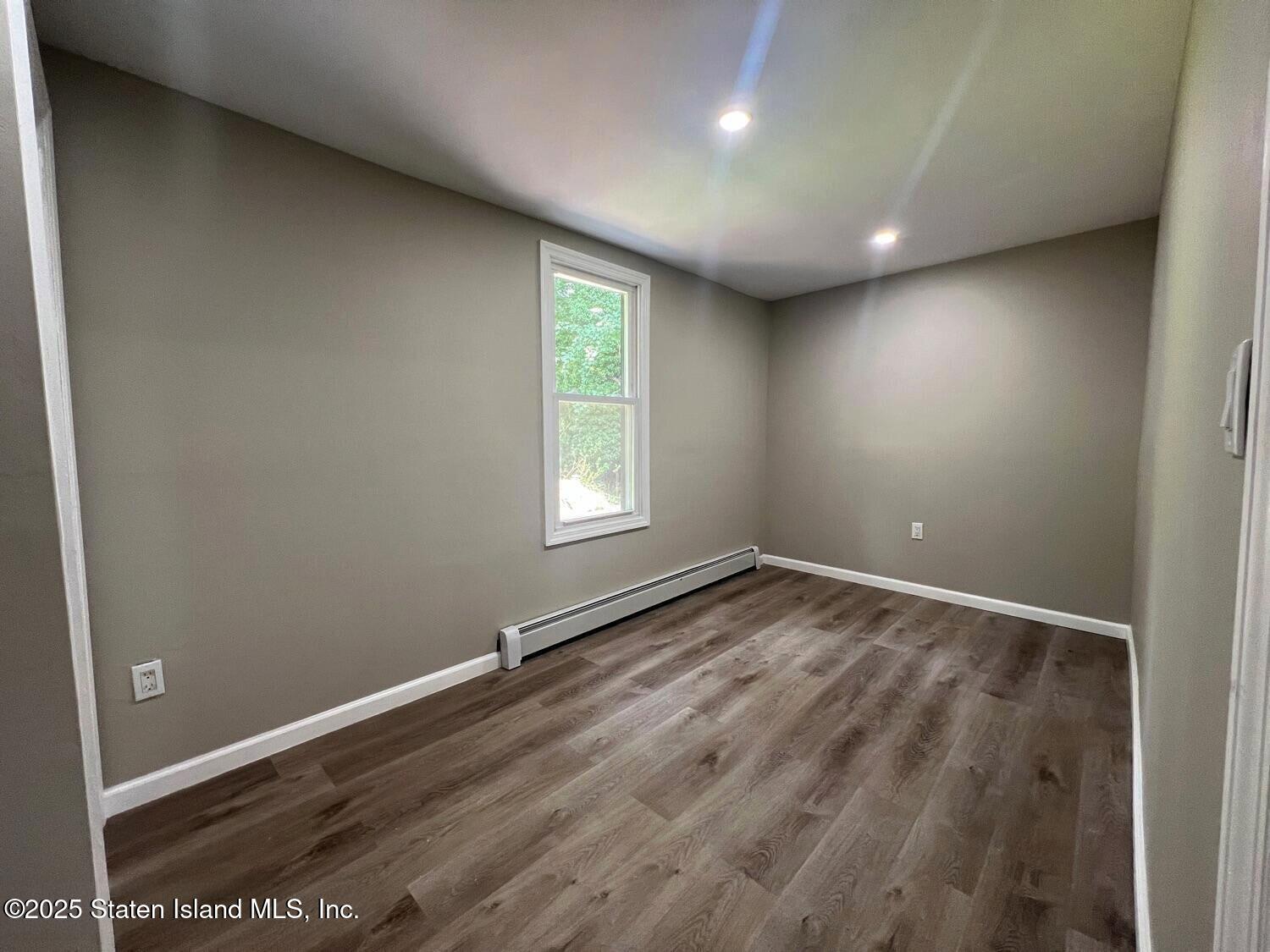 212 St. Pauls Avenue, Staten Island, NY, 10304 image 38