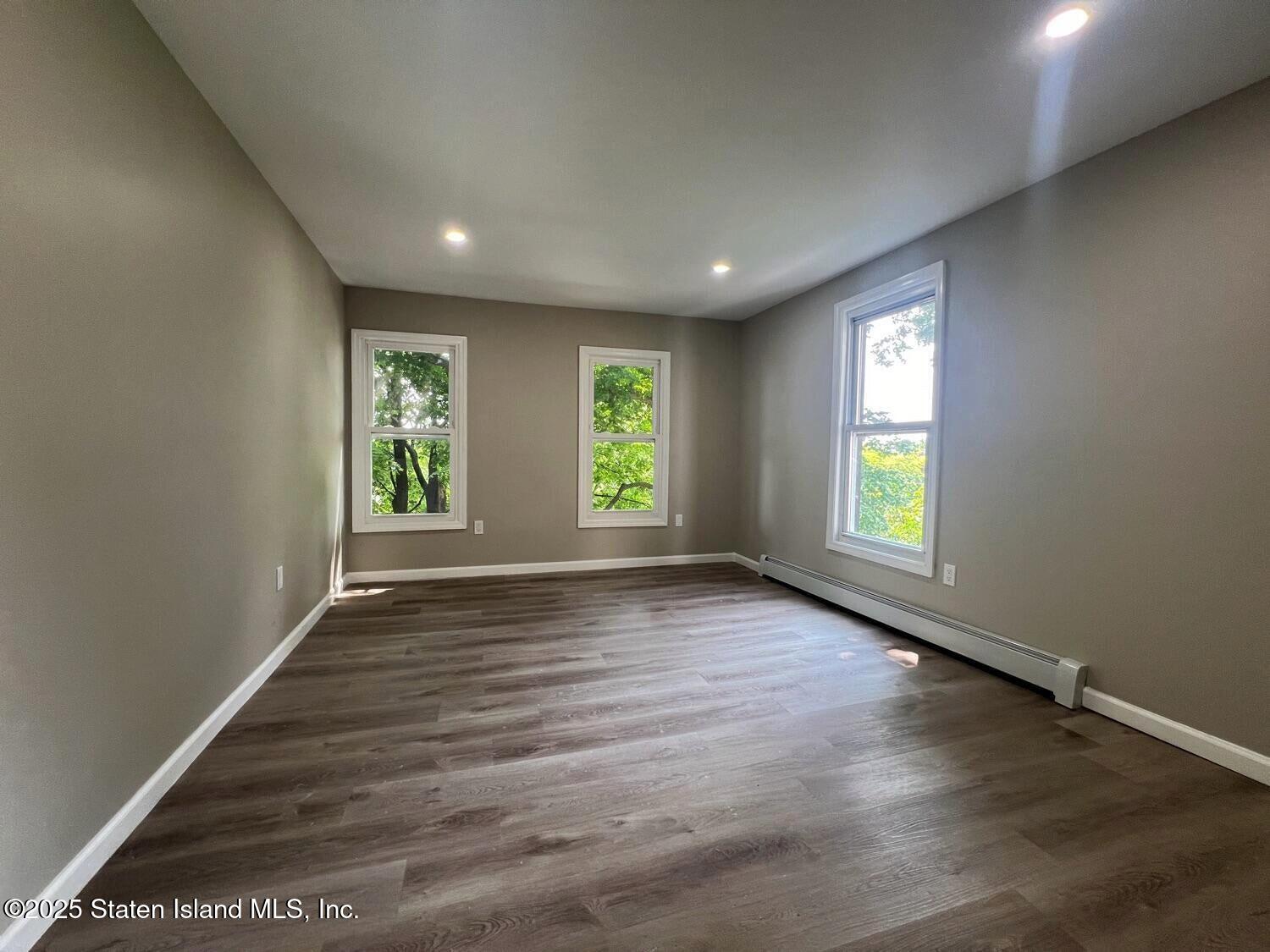 212 St. Pauls Avenue, Staten Island, NY, 10304 image 48