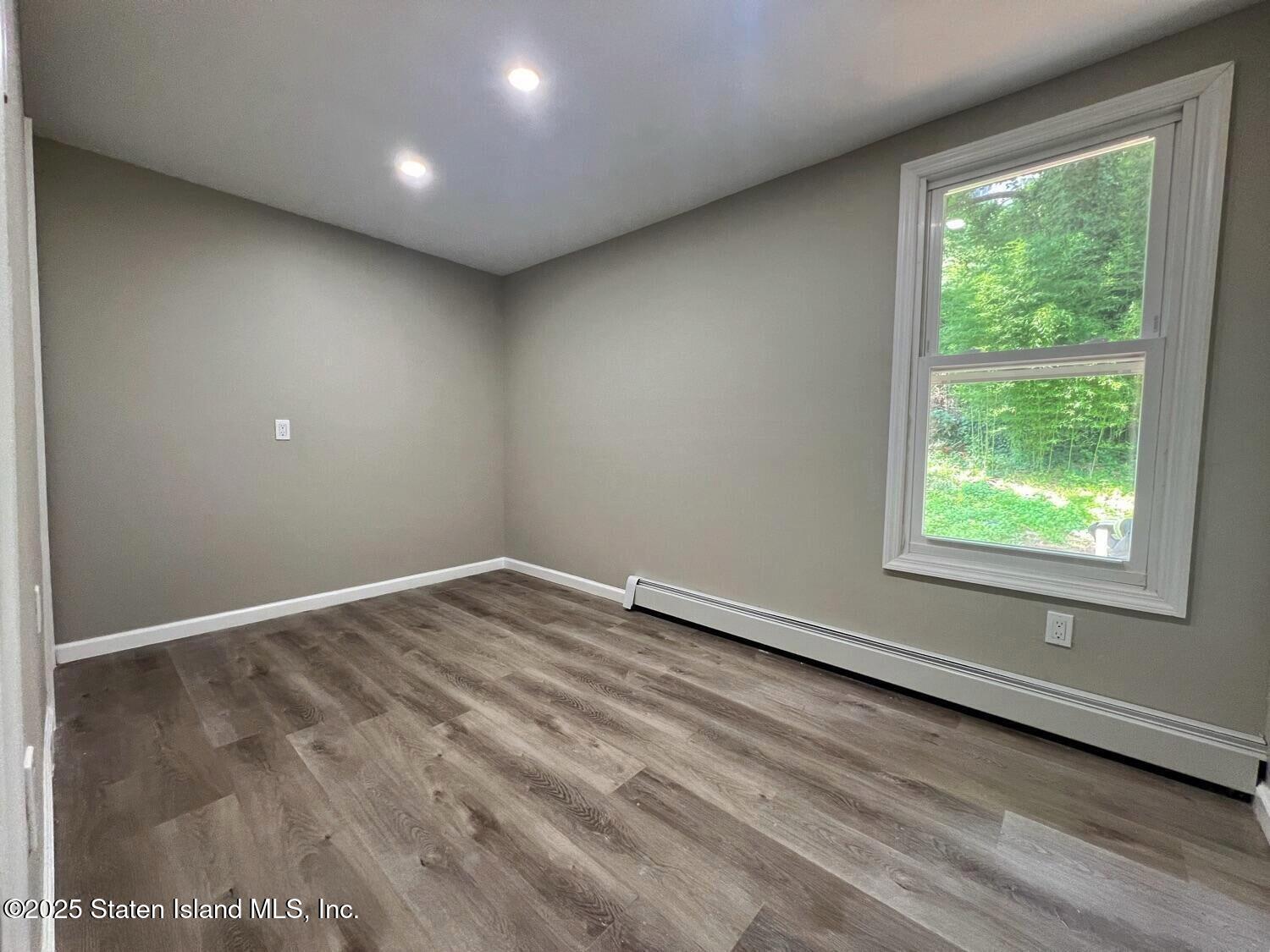 212 St. Pauls Avenue, Staten Island, NY, 10304 image 49