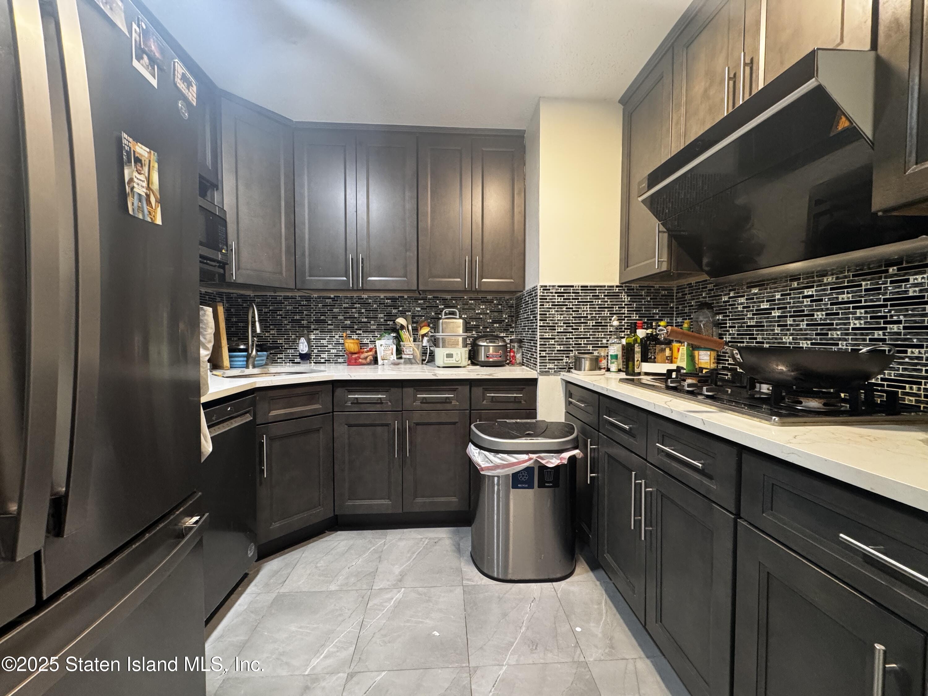 439 Ilyssa Way Image 3