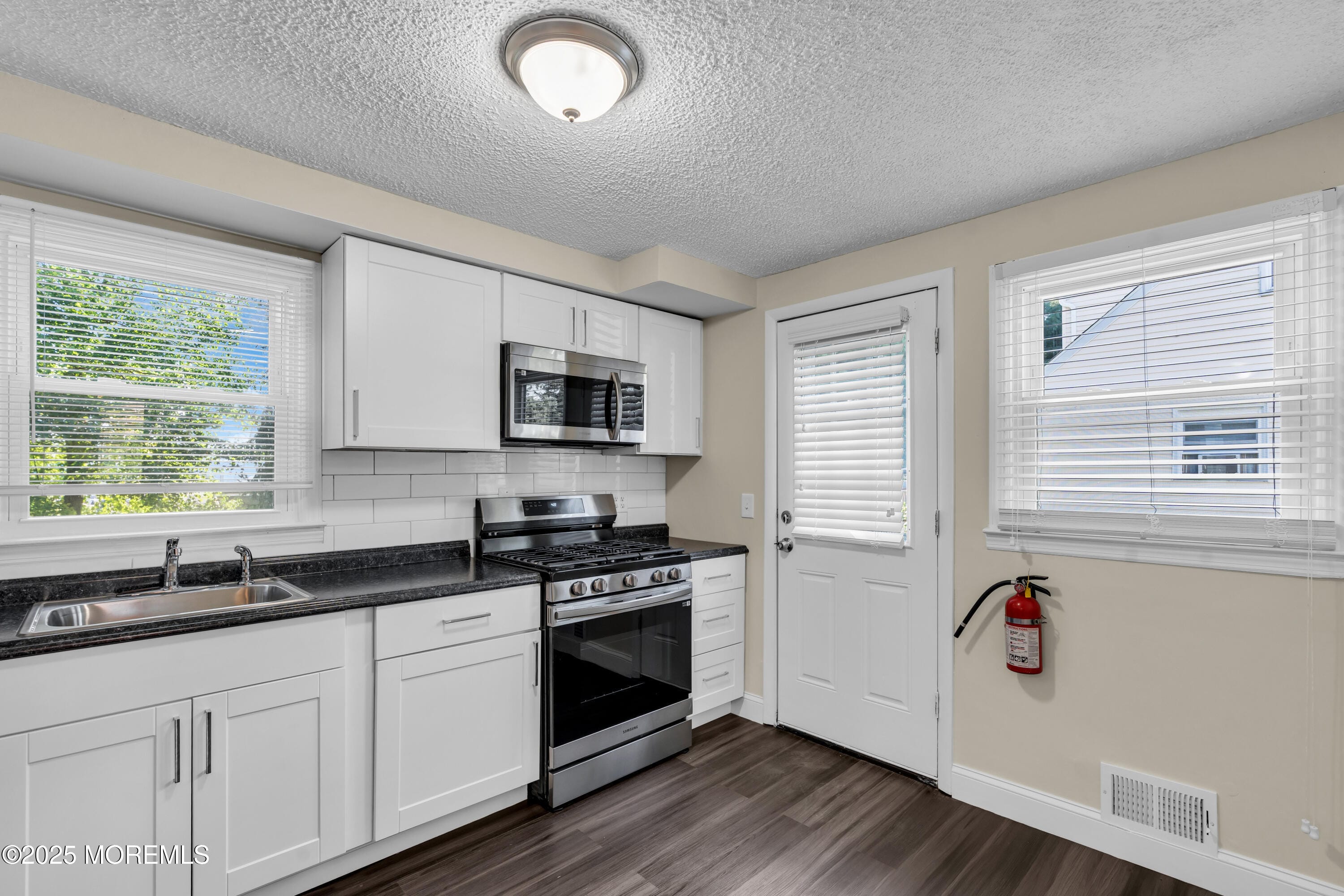 89 Barkalow Avenue Image 4