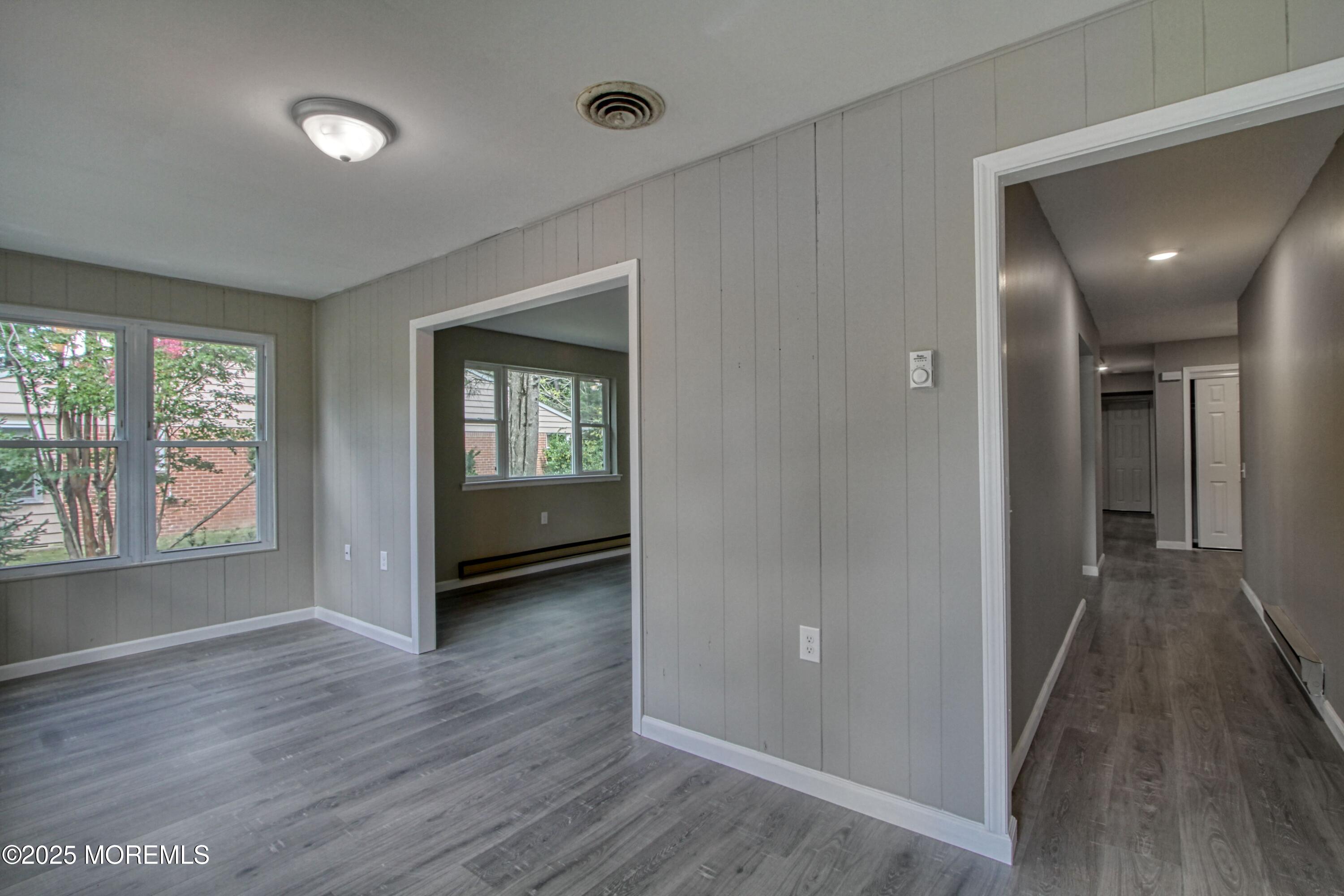 55 Yorktowne Parkway A Image 3