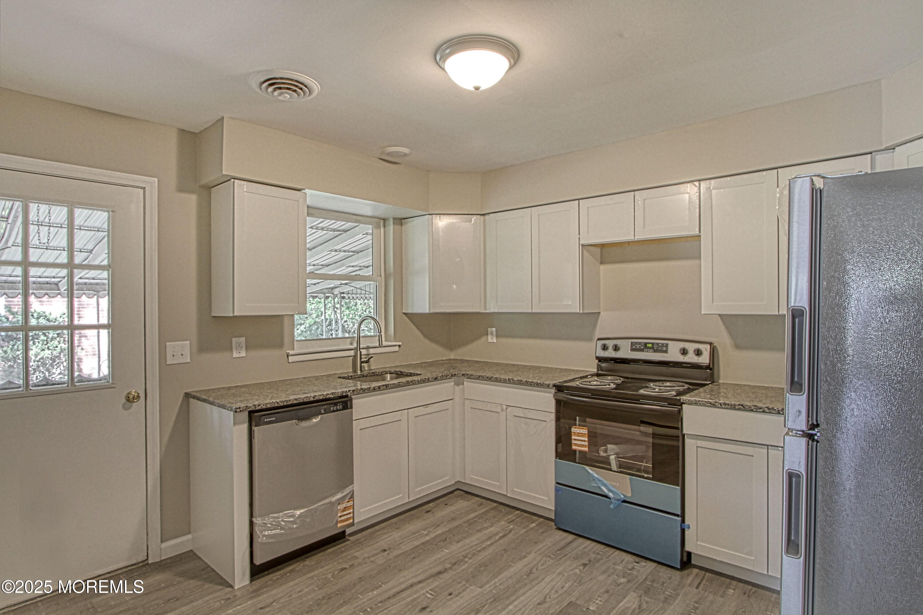 55 Yorktowne Parkway A Image 2