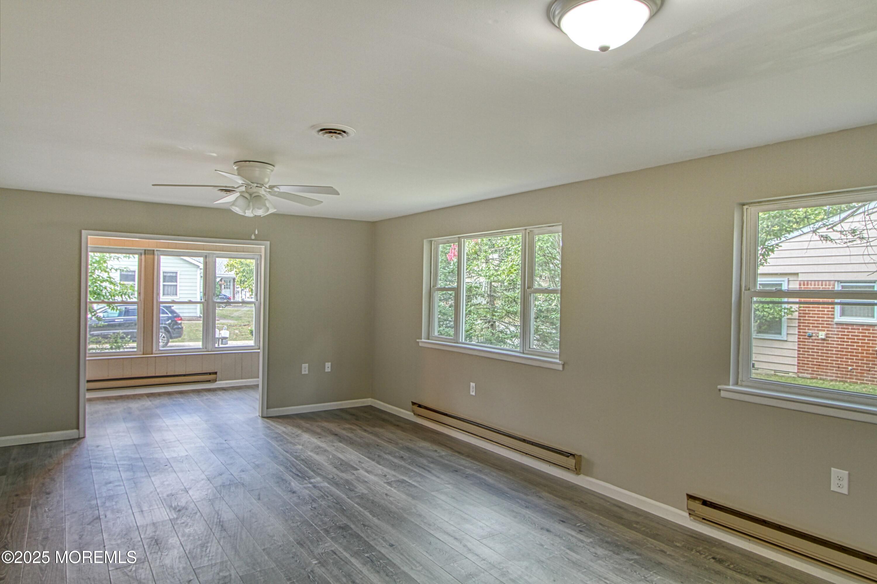 55 Yorktowne Parkway A Image 4