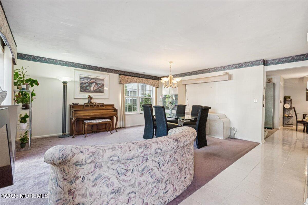 1115 Roseberry Court Image 5