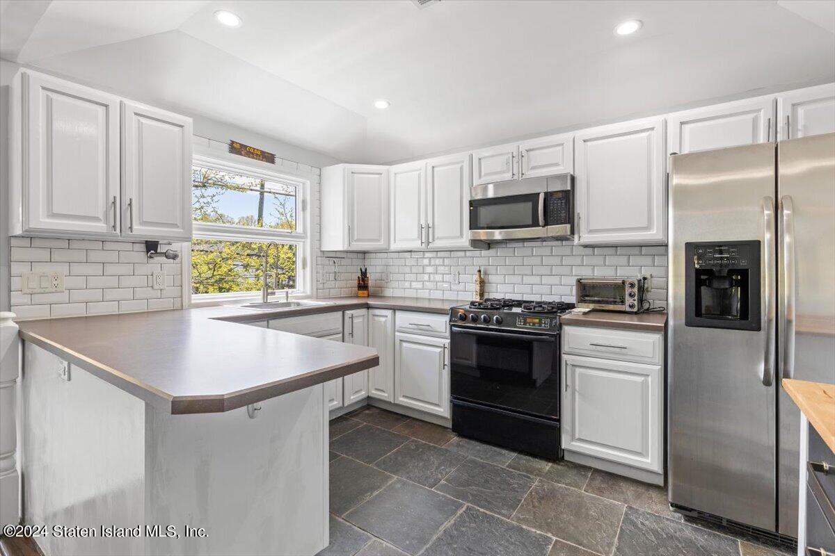 8 Poillon Avenue, Staten Island, NY, 10312 image 29