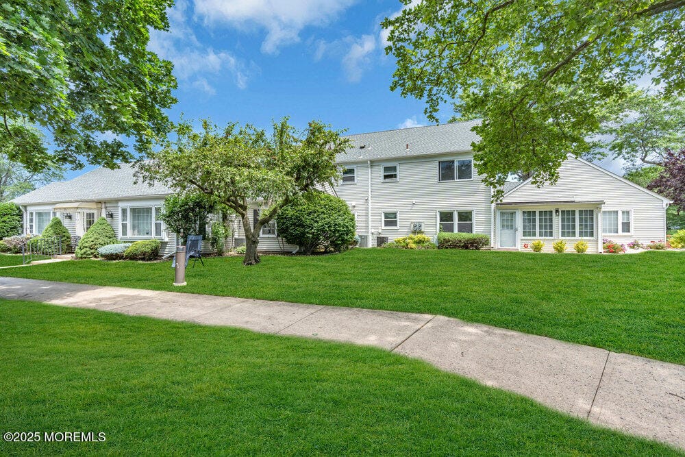 377 Old Nassau Road 377B Image 4