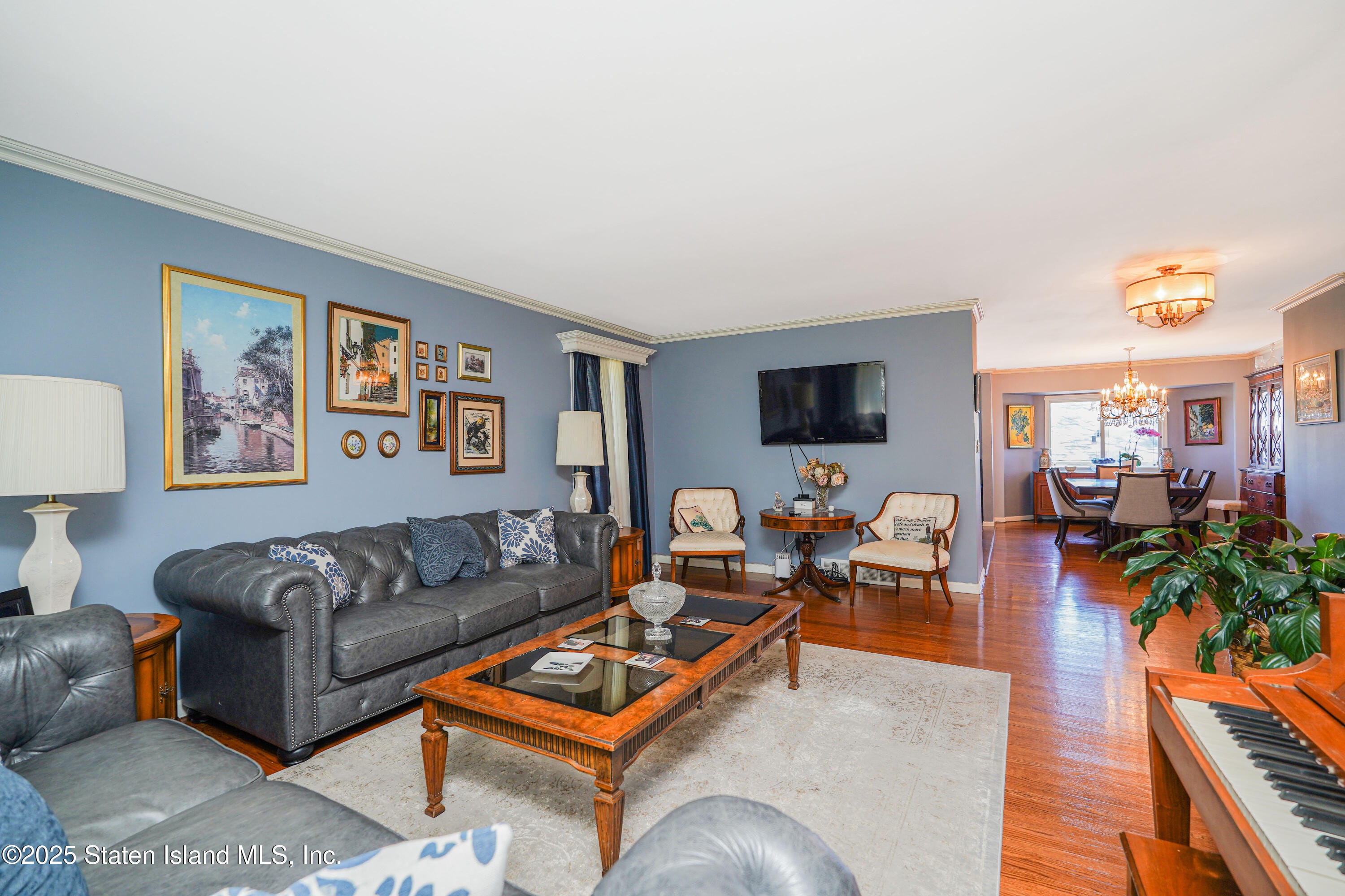 201 Milford Avenue Image 4