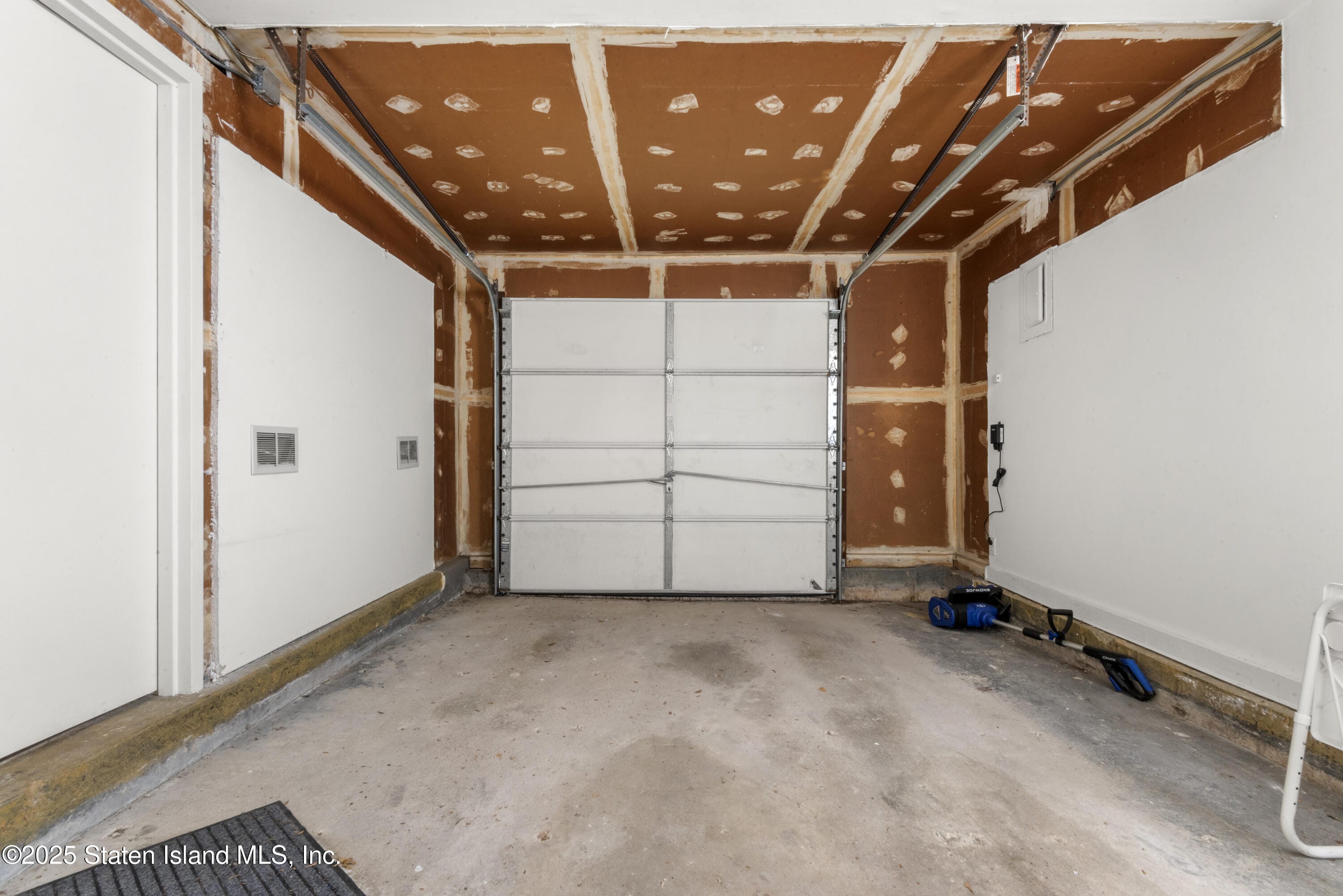 97 Lyndale Avenue, Staten Island, NY, 10312 image 25