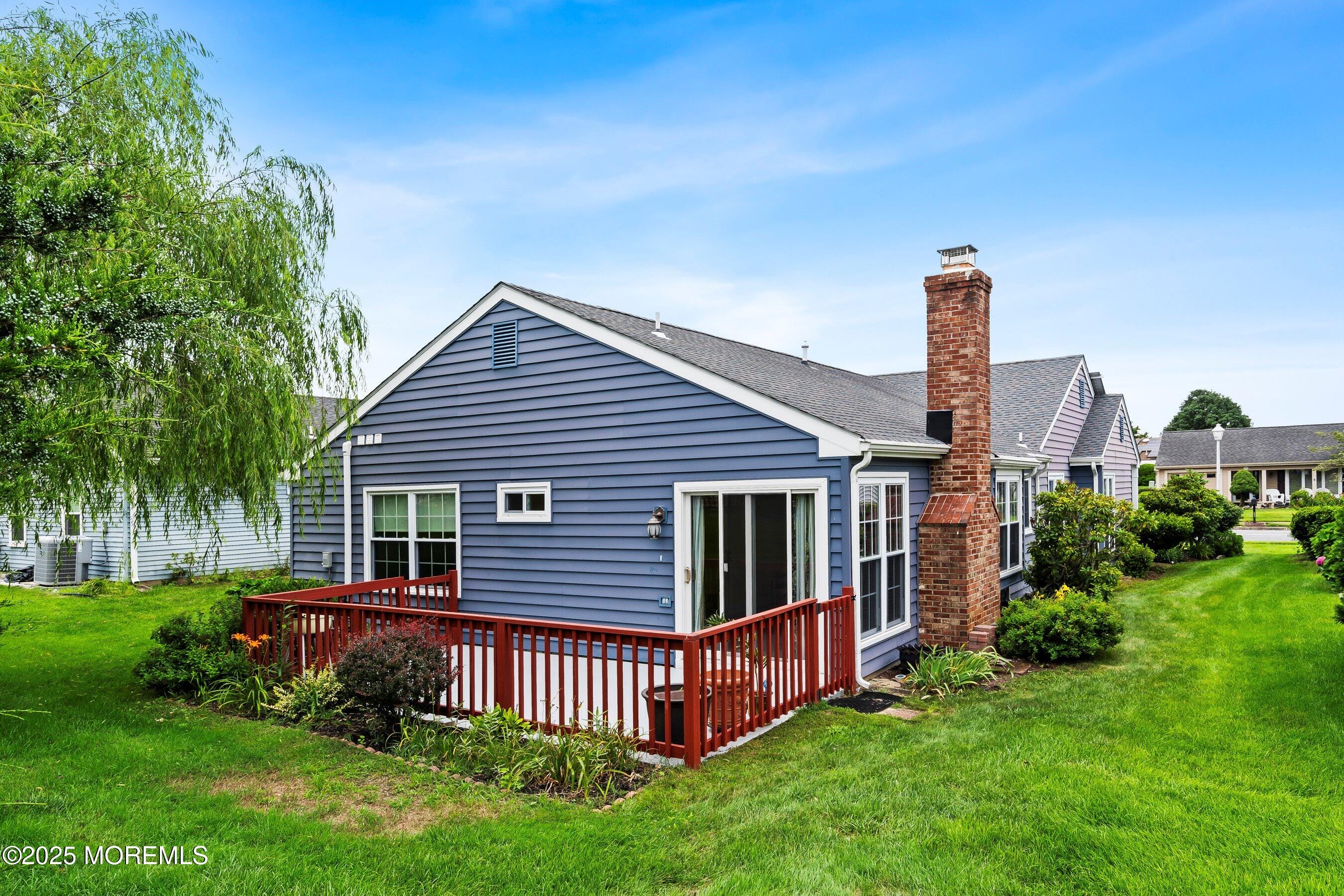 150 Buckingham Drive Image 5