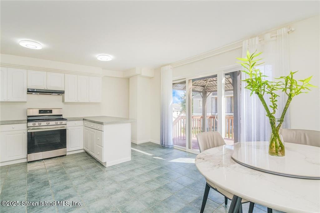 70 Redwood Loop, Staten Island, NY, 10309 image 6