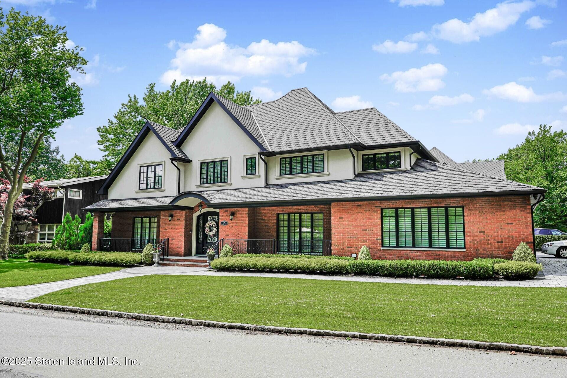 24 Benedict Road, Staten Island, NY, 10304
