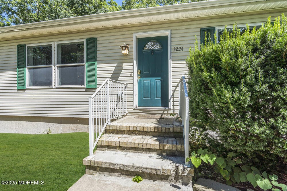 3224 Johnson Avenue Image 5