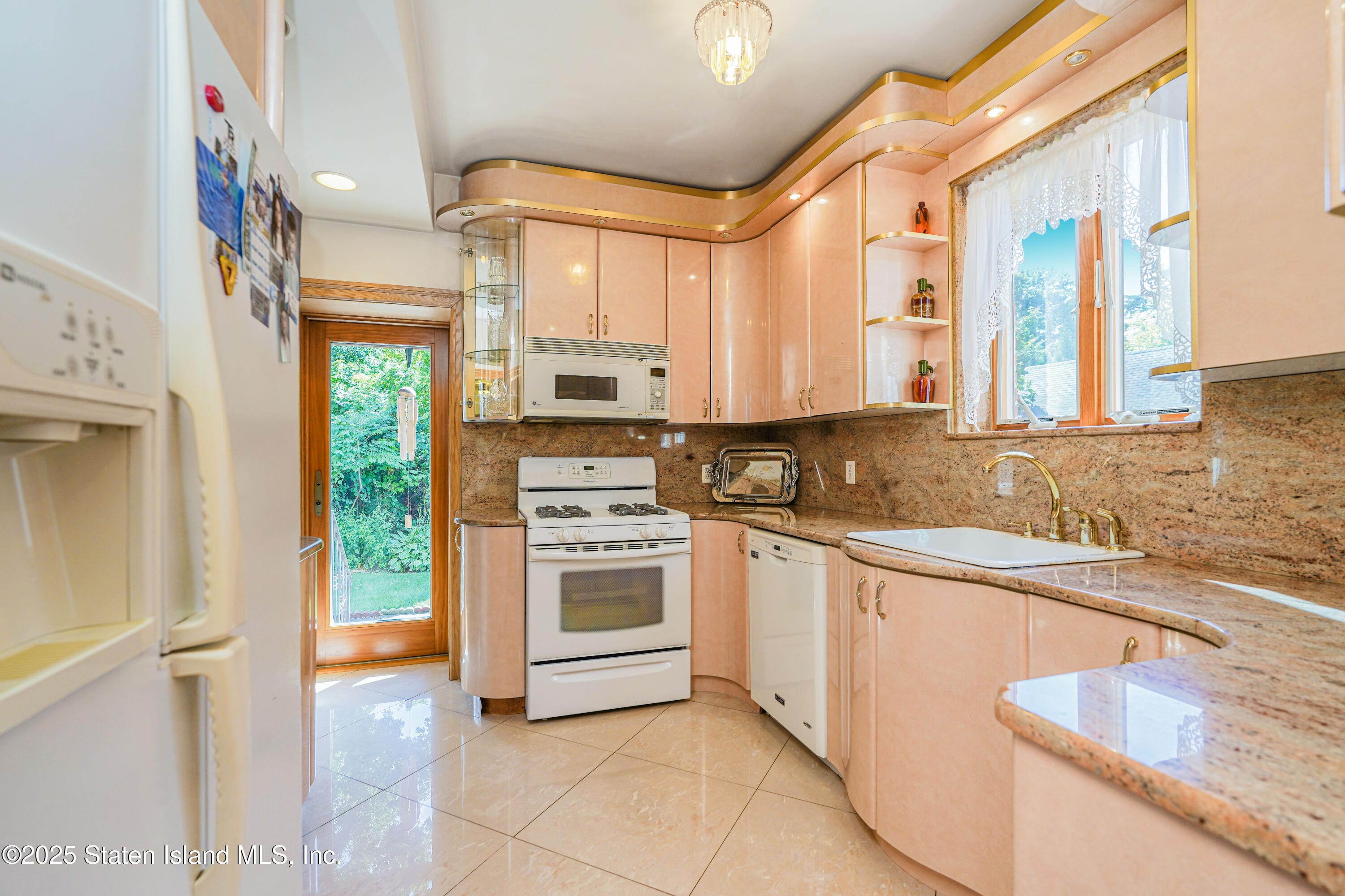 86 Fremont Avenue, Staten Island, NY, 10306 image 9