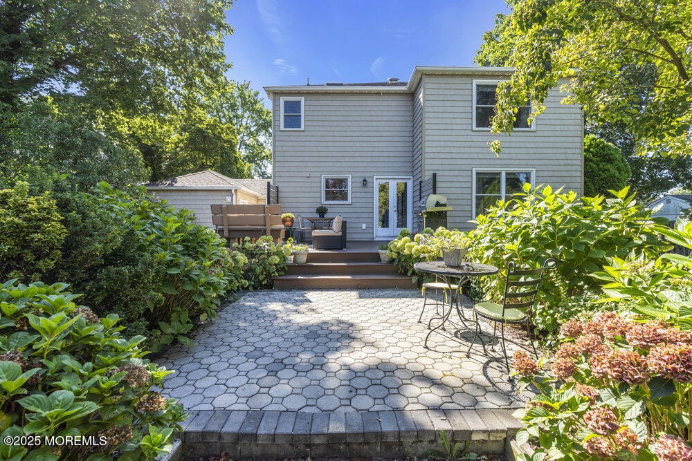 87 Rumson Road Image 3