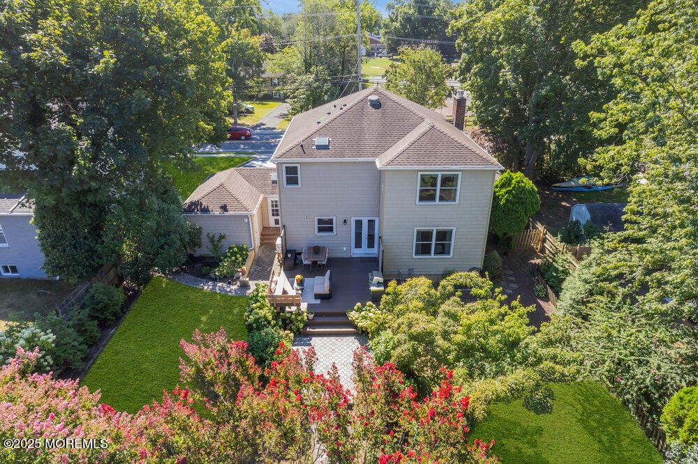 87 Rumson Road Image 2