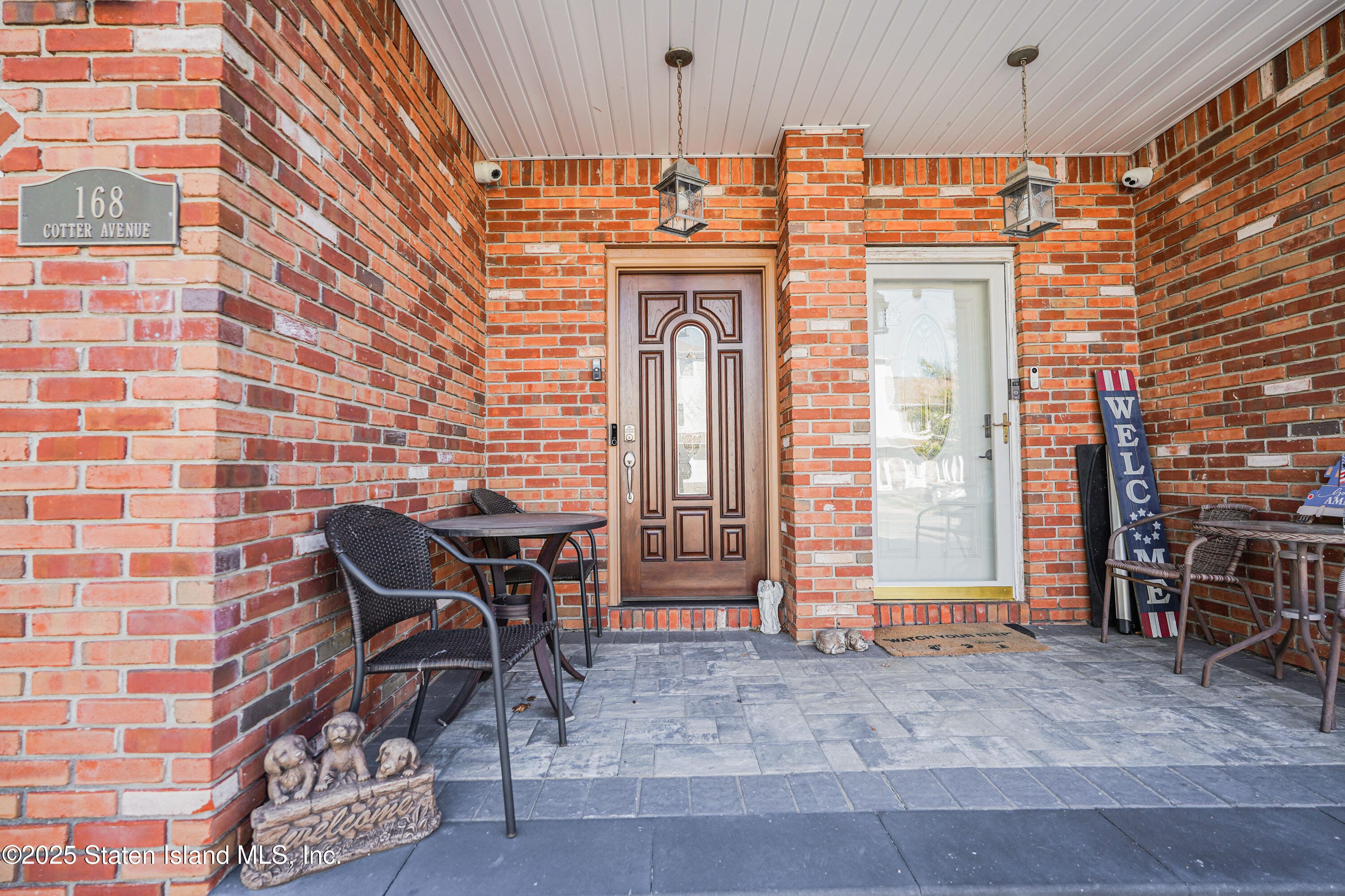 168 Cotter Avenue Image 2