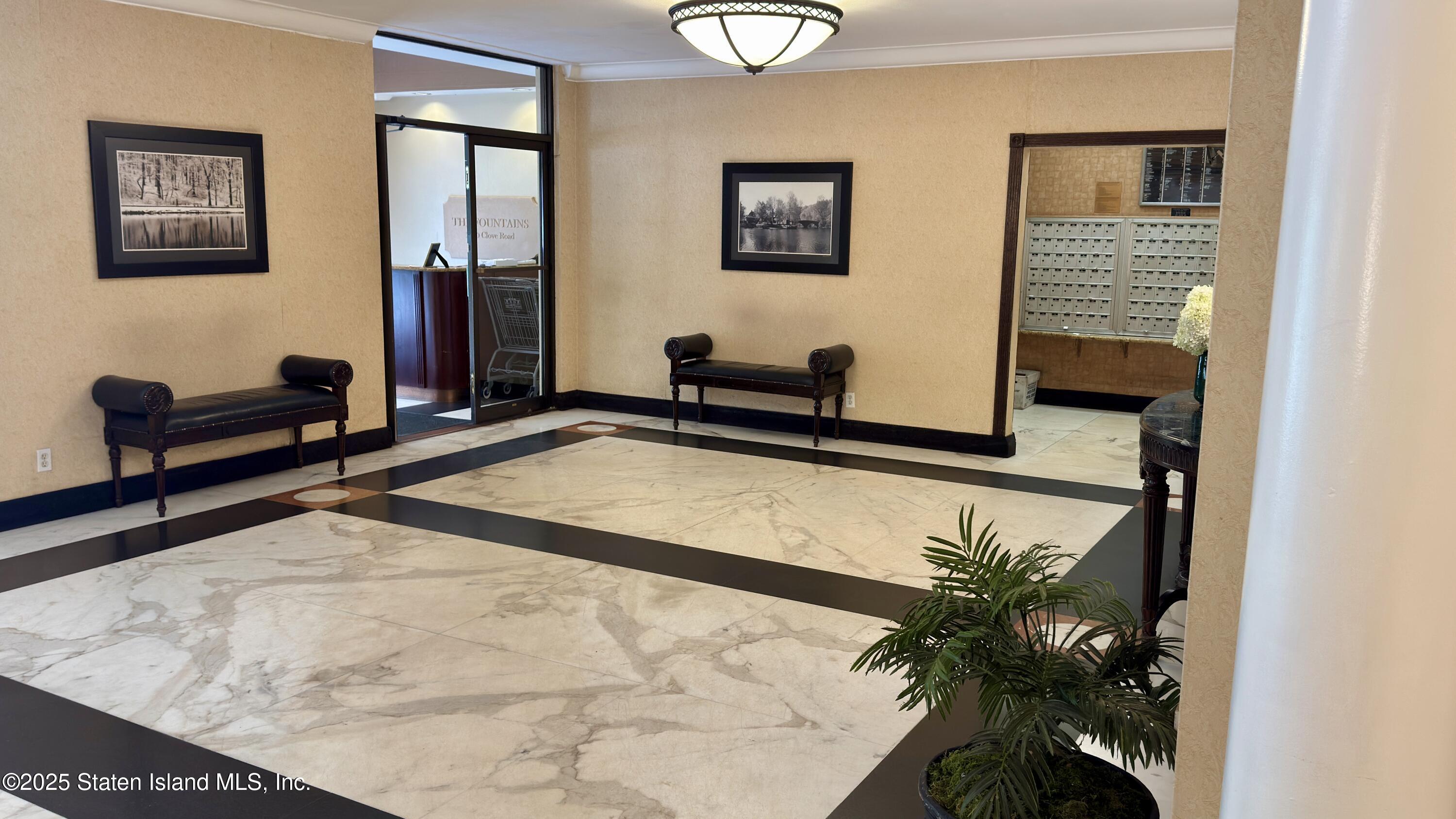 1100 Clove Road 2b Image 3
