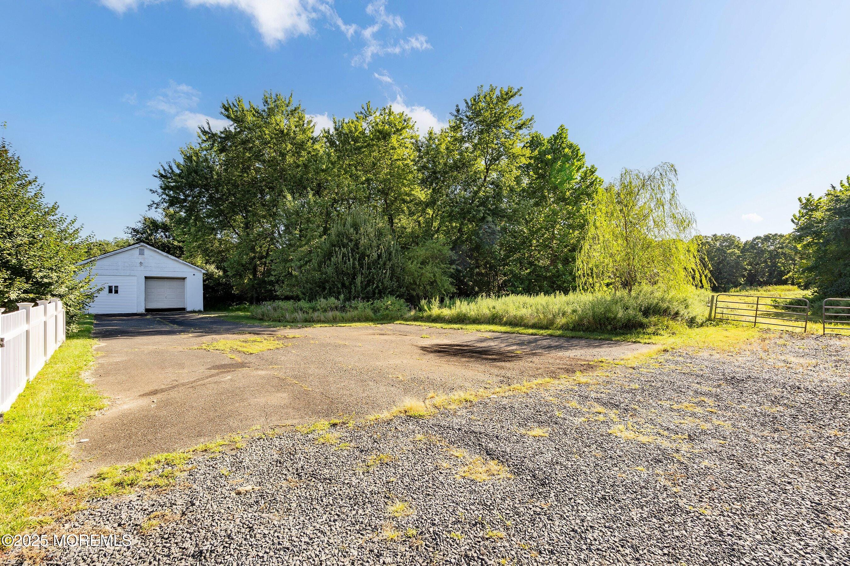 29 Ford Road Image 4