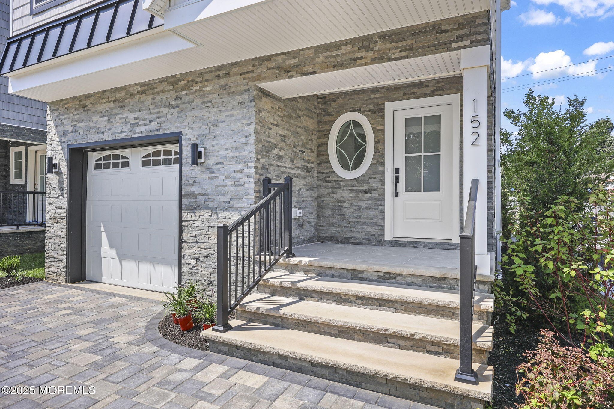 152 Franklin Avenue Image 2