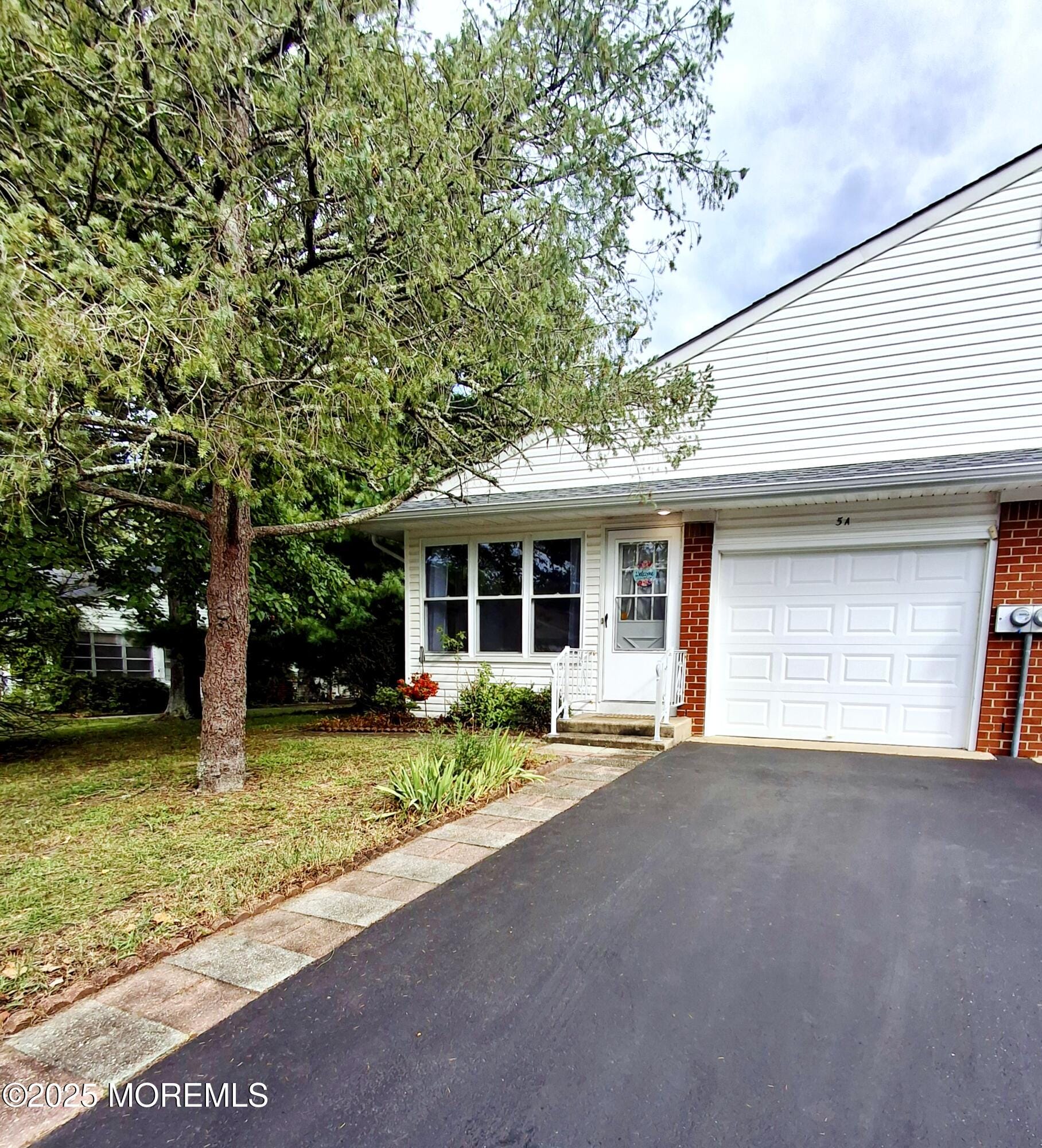 5 A Verbena Court Image 1