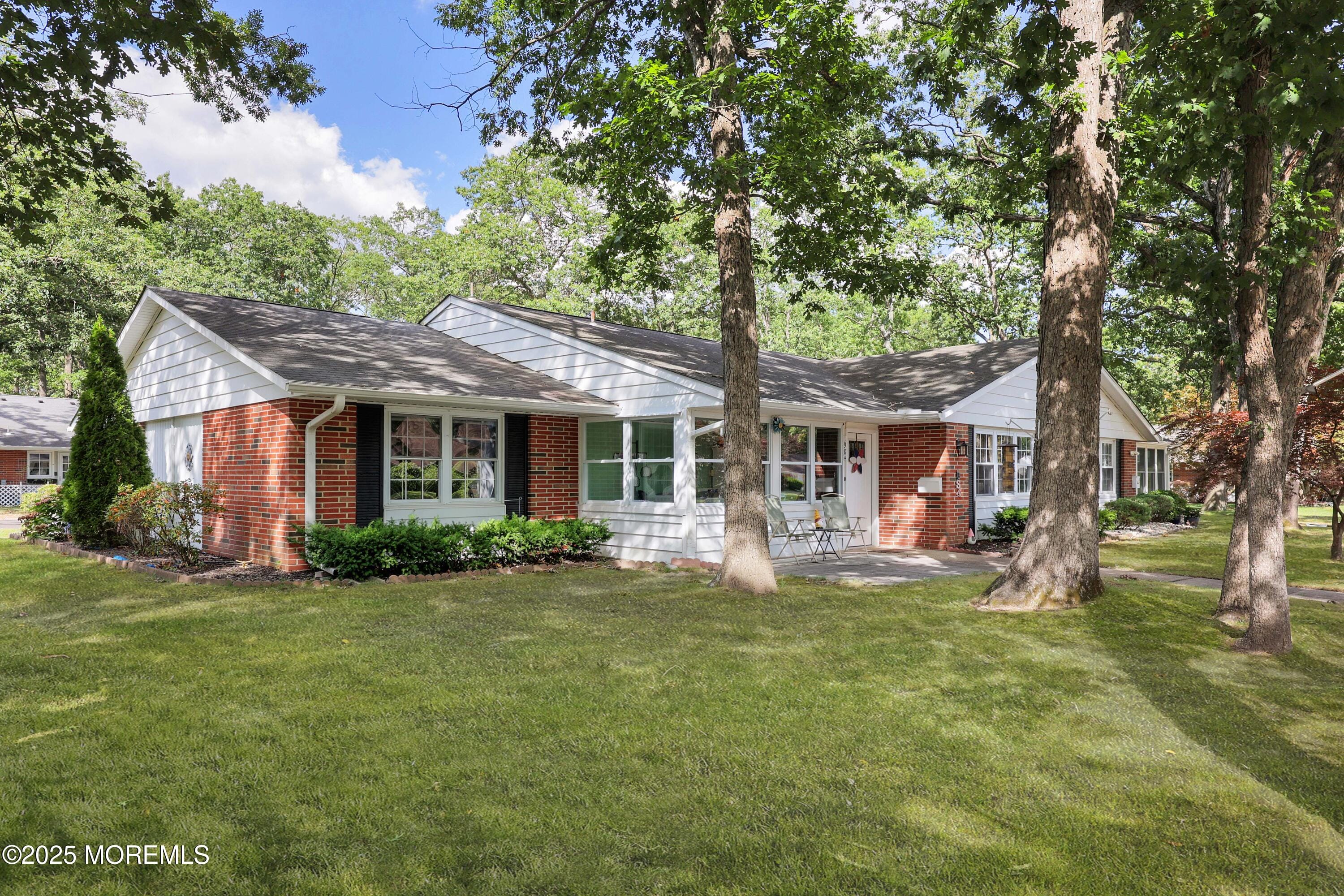 198A Buckingham Drive Image 2