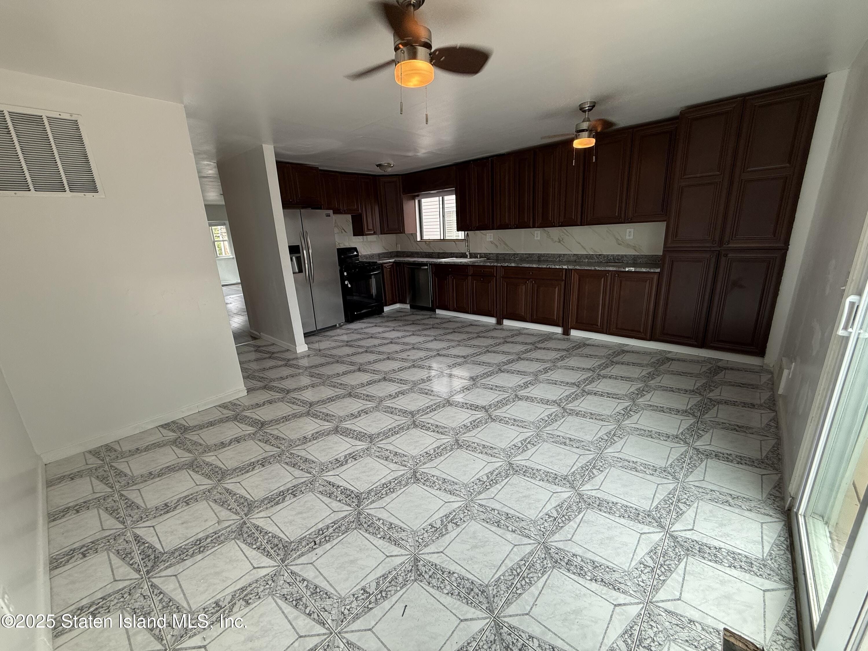 187 Keating Place, Staten Island, NY, 10314 image 11