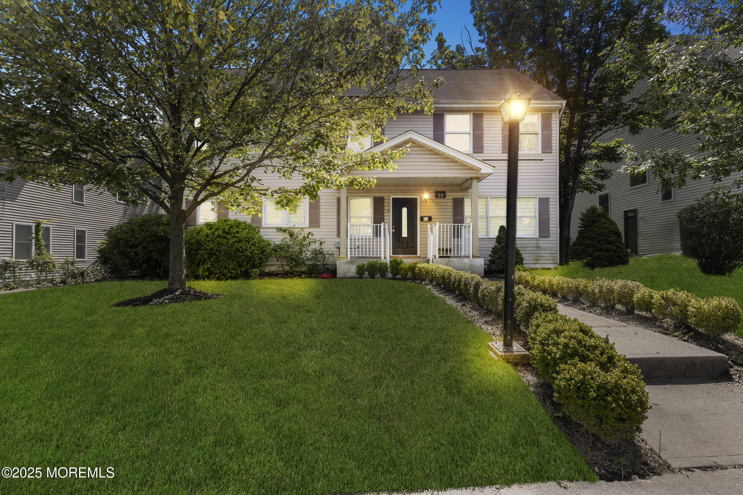 39 Lapsley Lane, Lakewood, NJ, 08701
