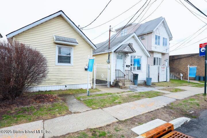 478-480 Midland Avenue Image 2