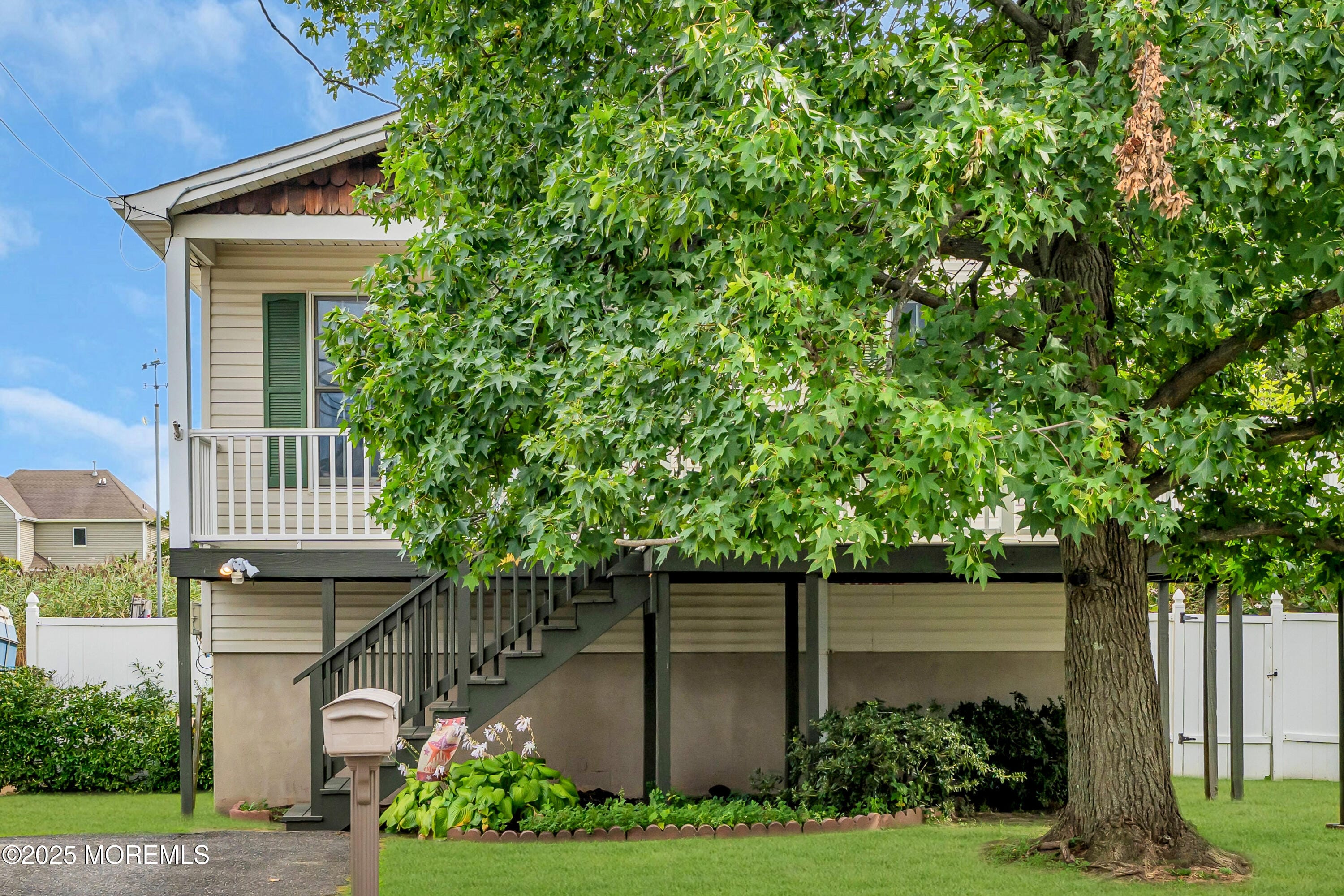 41 Brainard Avenue Image 2