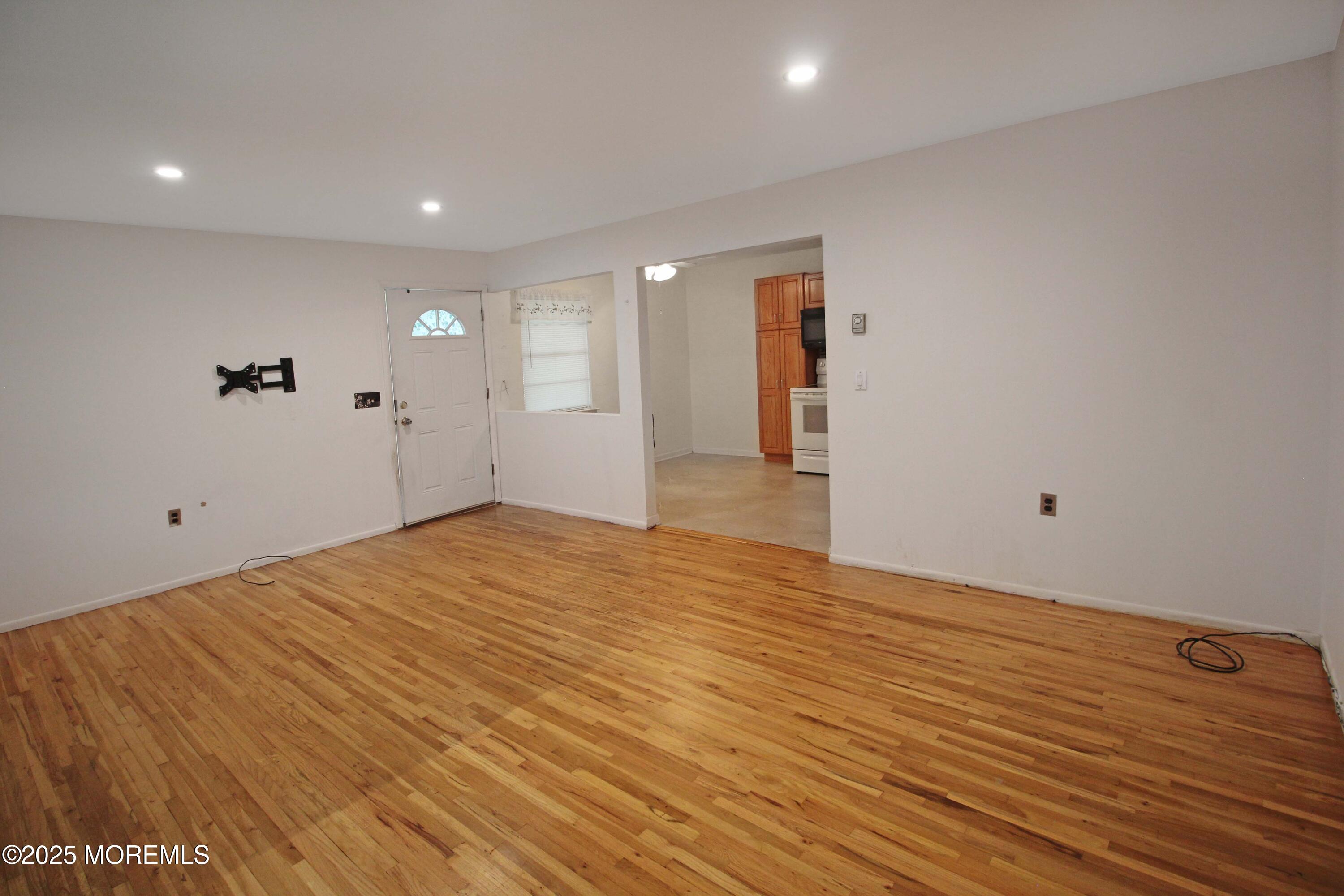 171a Columbine Avenue Image 2