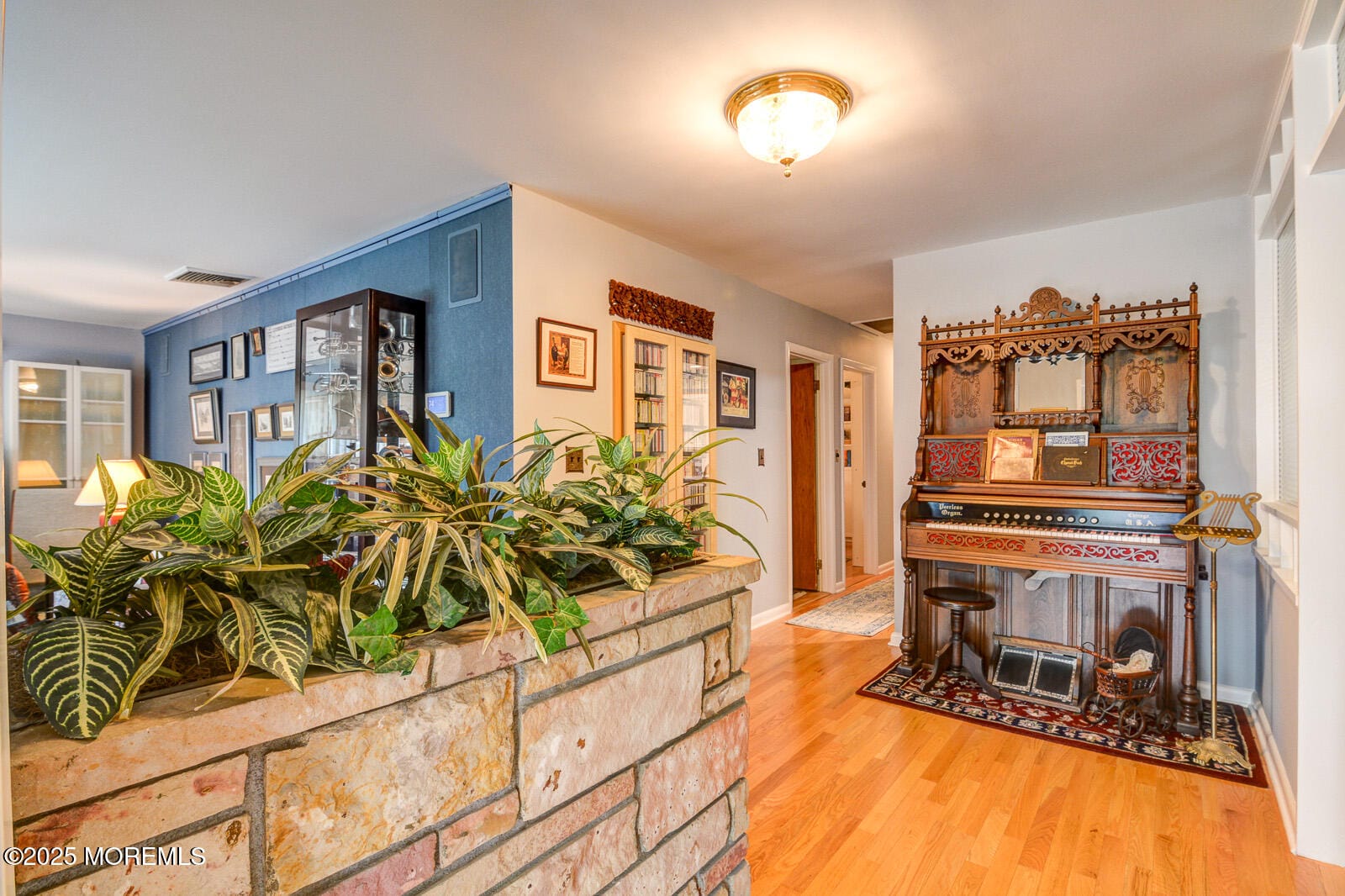 205 Parkview Avenue Image 5