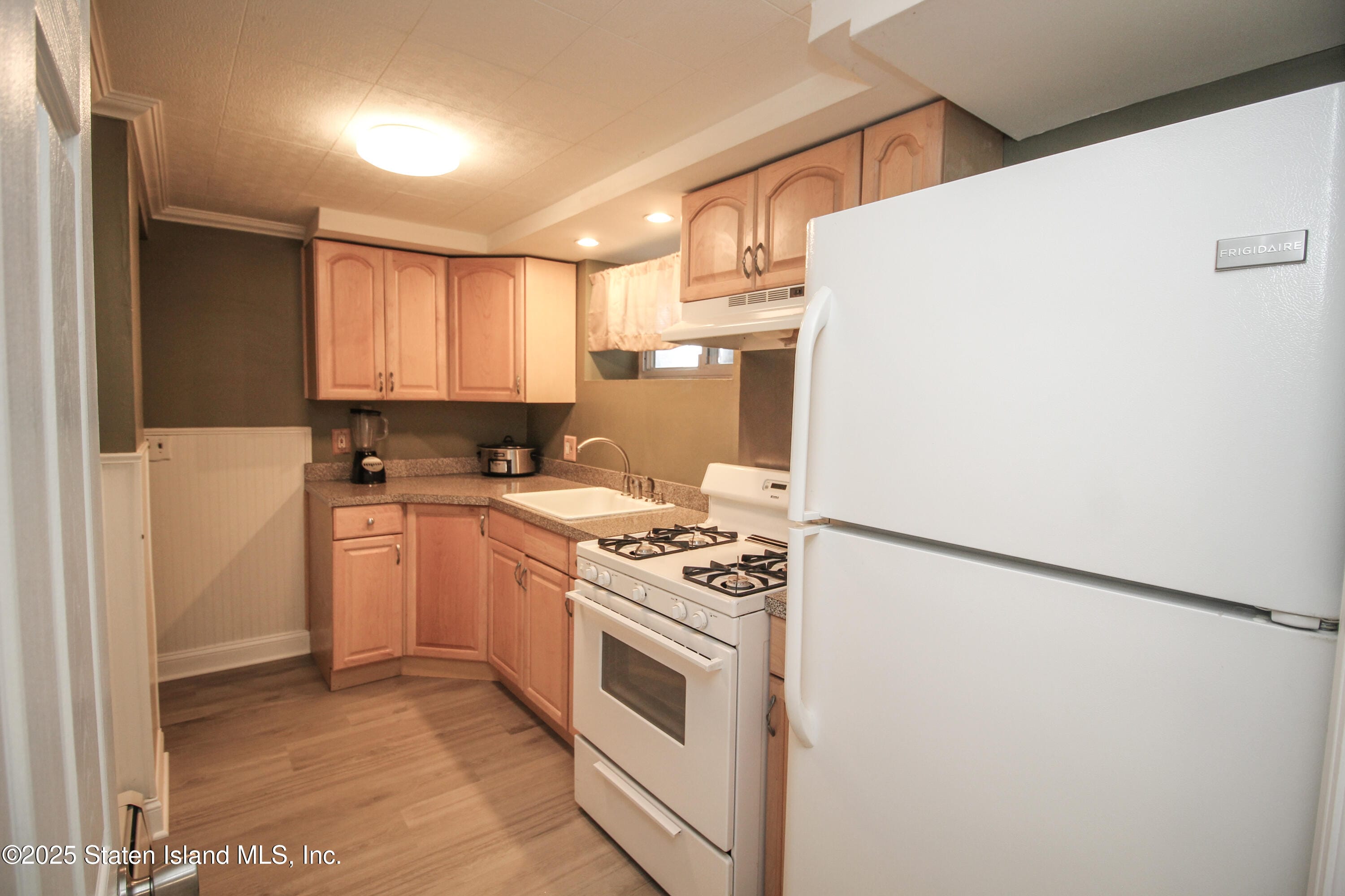 181 Perry Avenue, Staten Island, NY, 10314 image 43