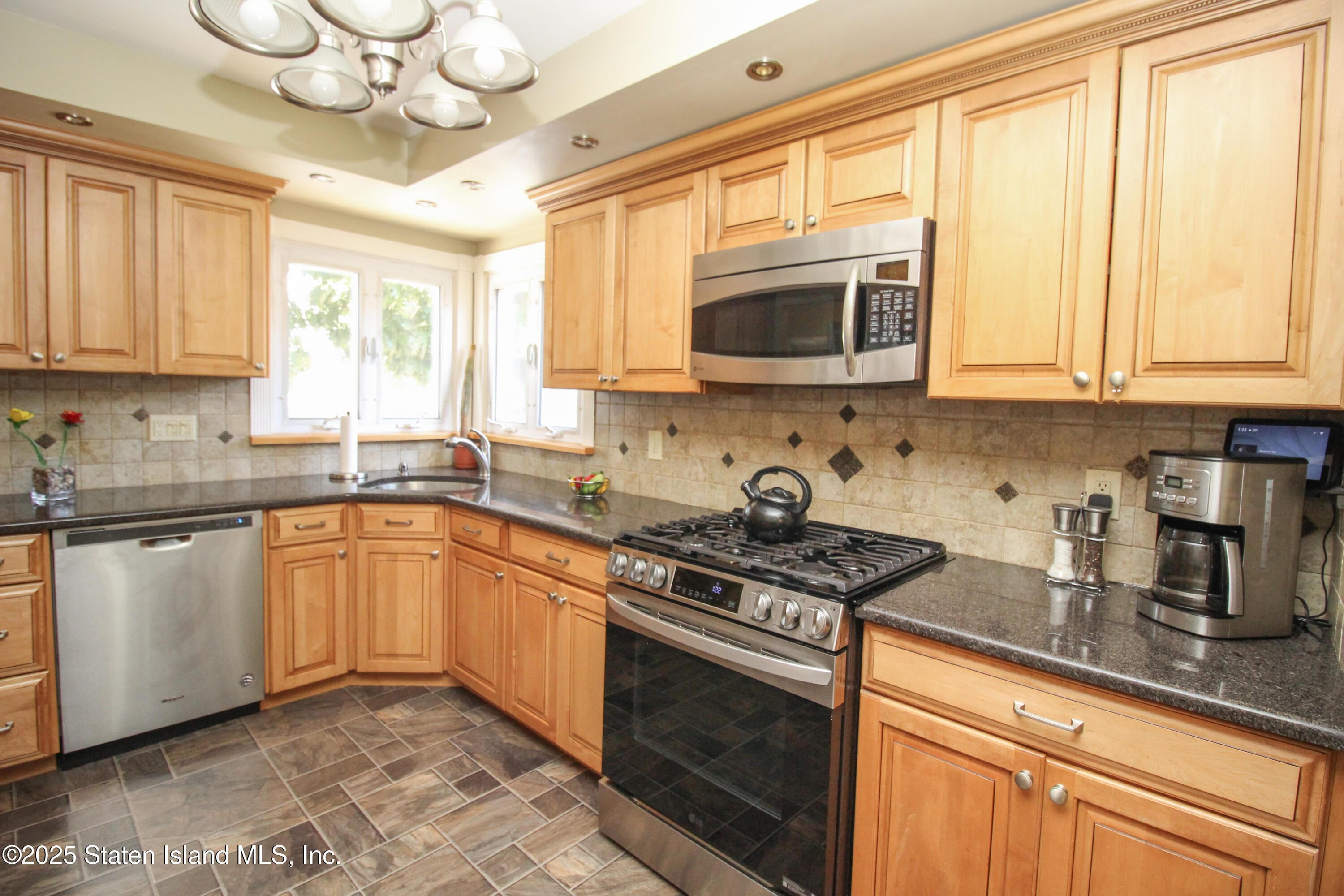 181 Perry Avenue, Staten Island, NY, 10314 image 17