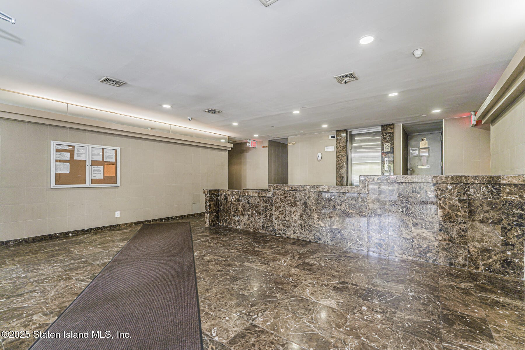 171 Wellington Court 3b Image 3