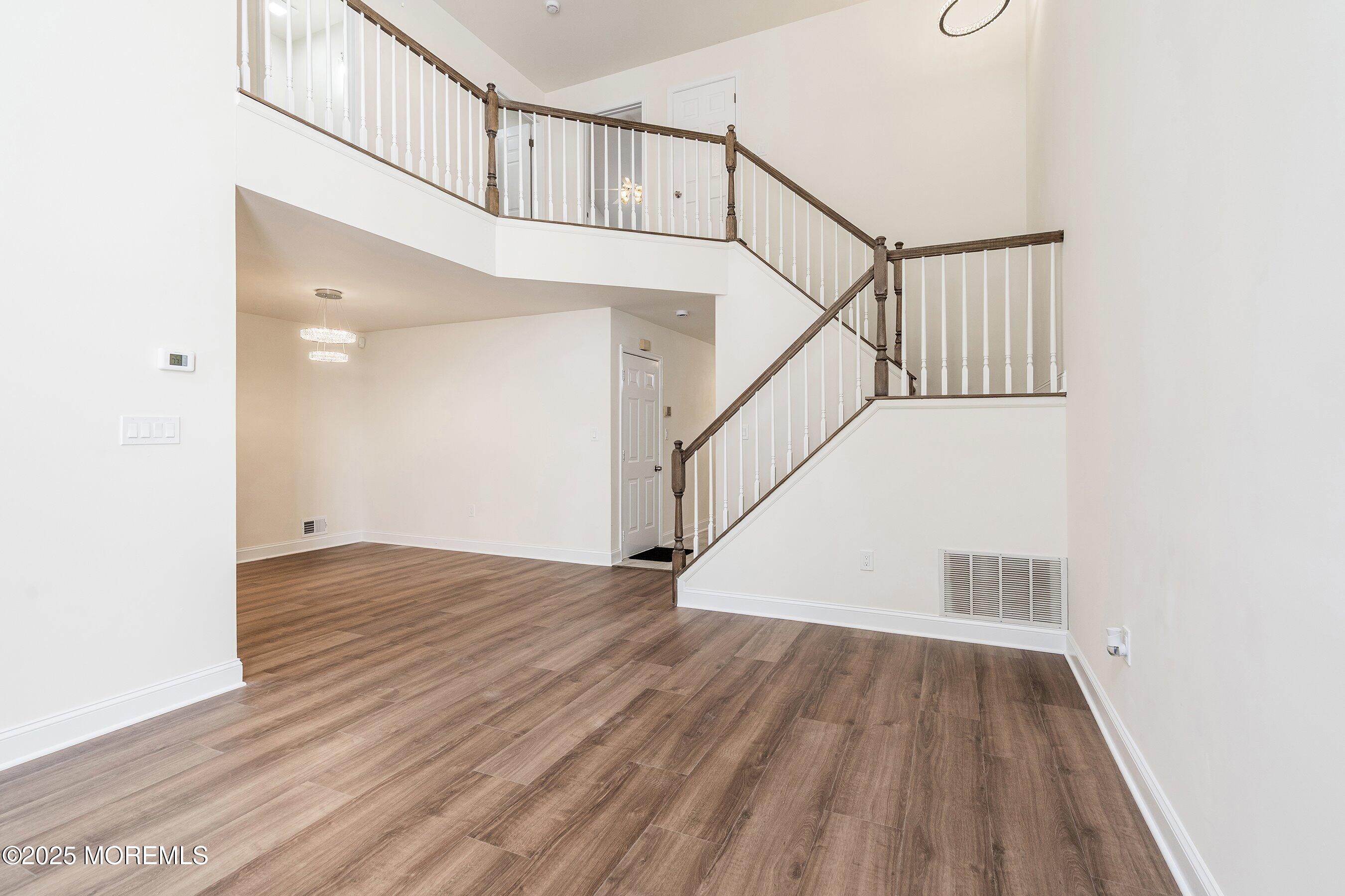 327 Daniele Drive 1304 Image 4