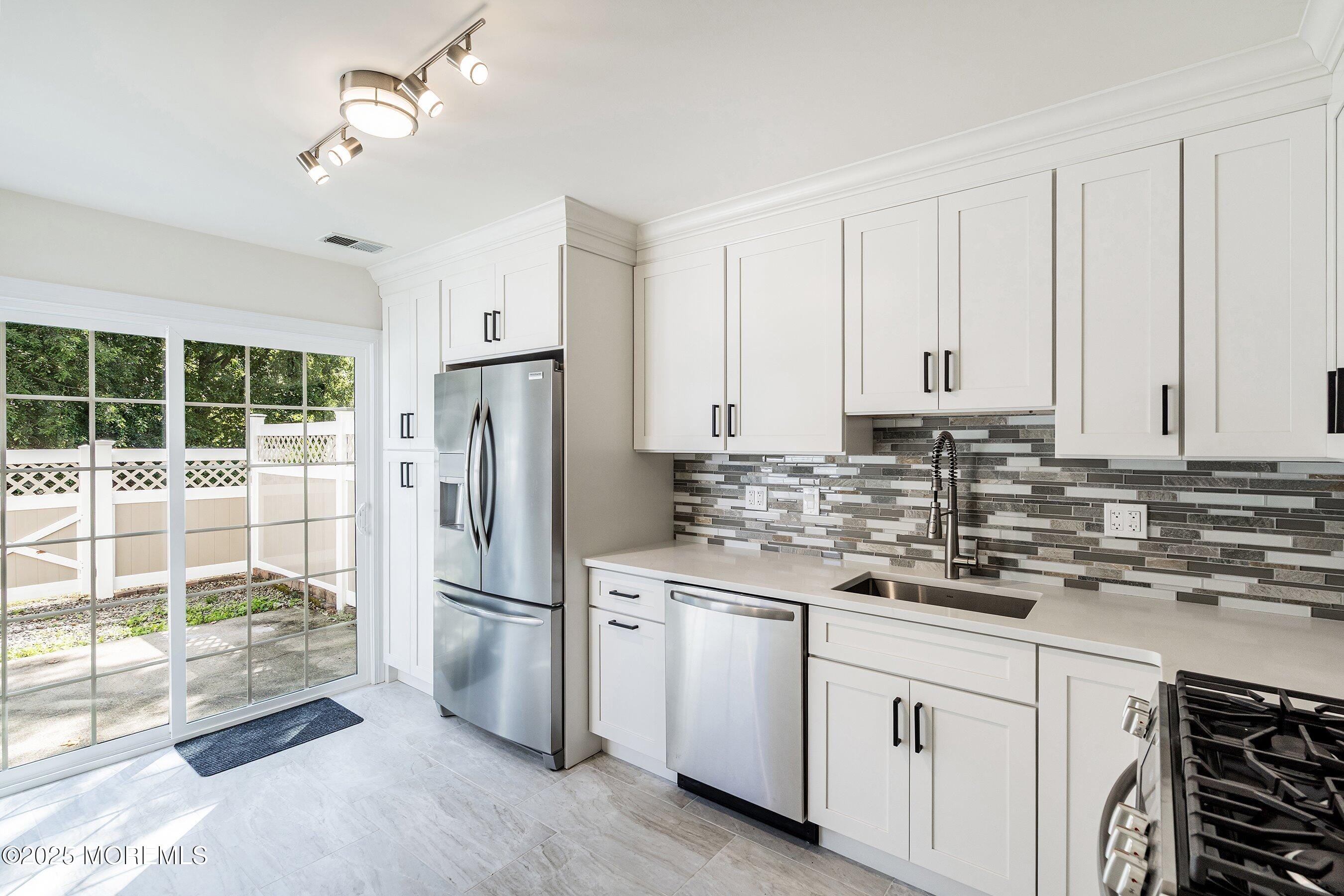 327 Daniele Drive 1304 Image 5
