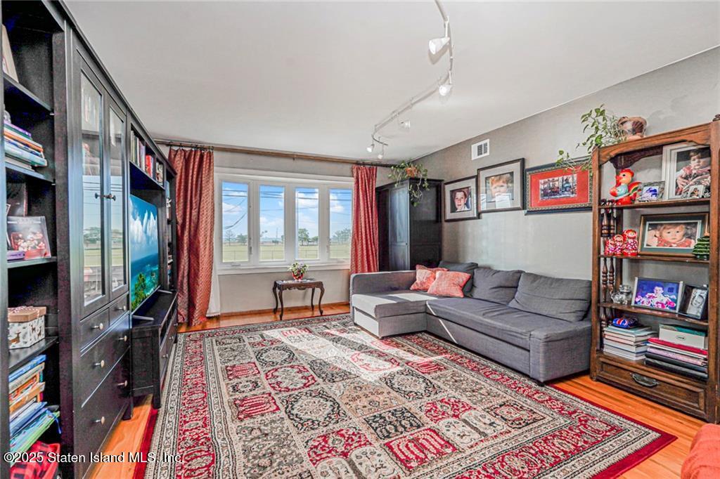1063 Father Capodanno Boulevard, Staten Island, NY, 10306 image 17