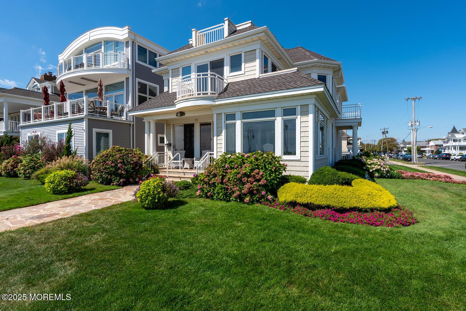 301 Ocean Avenue Image 4
