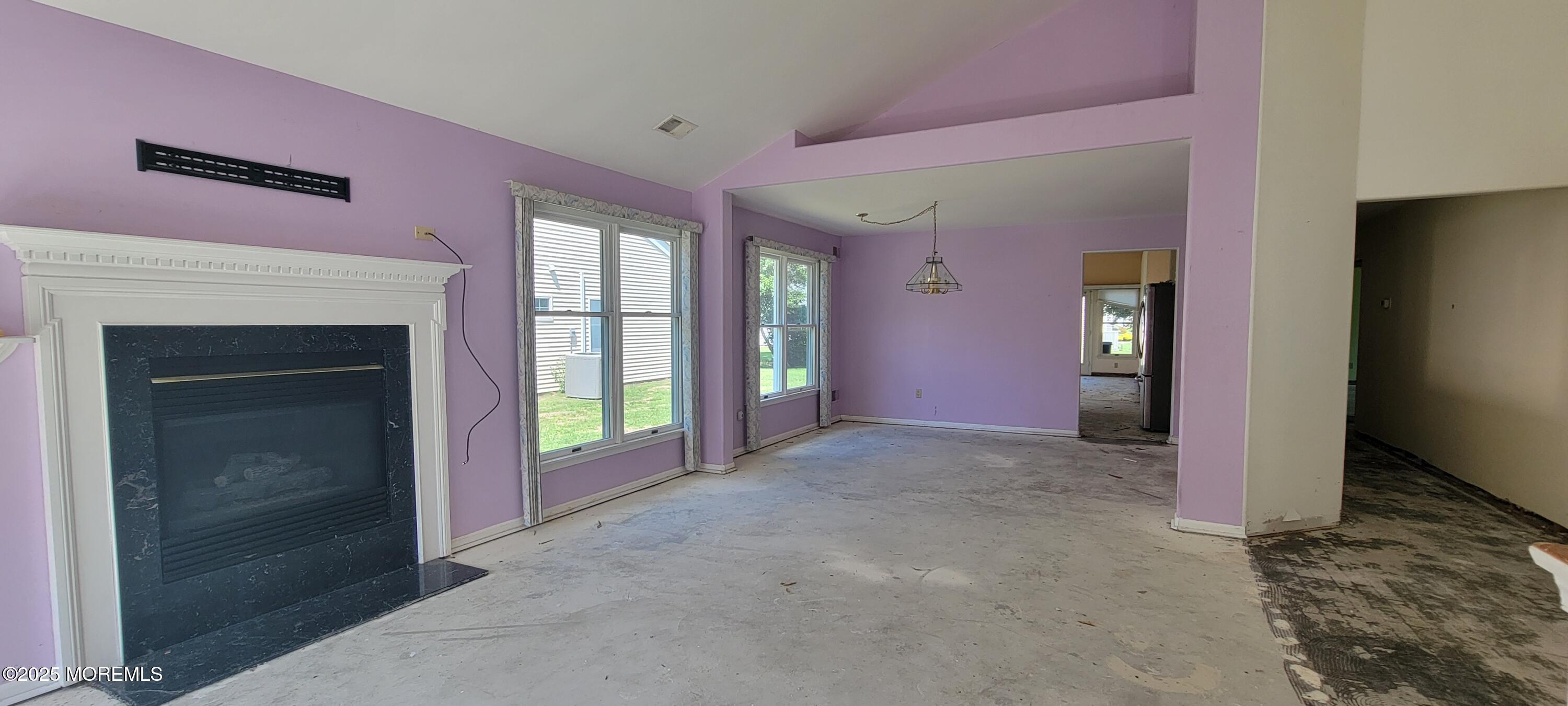407 Kingsridge Road Image 2