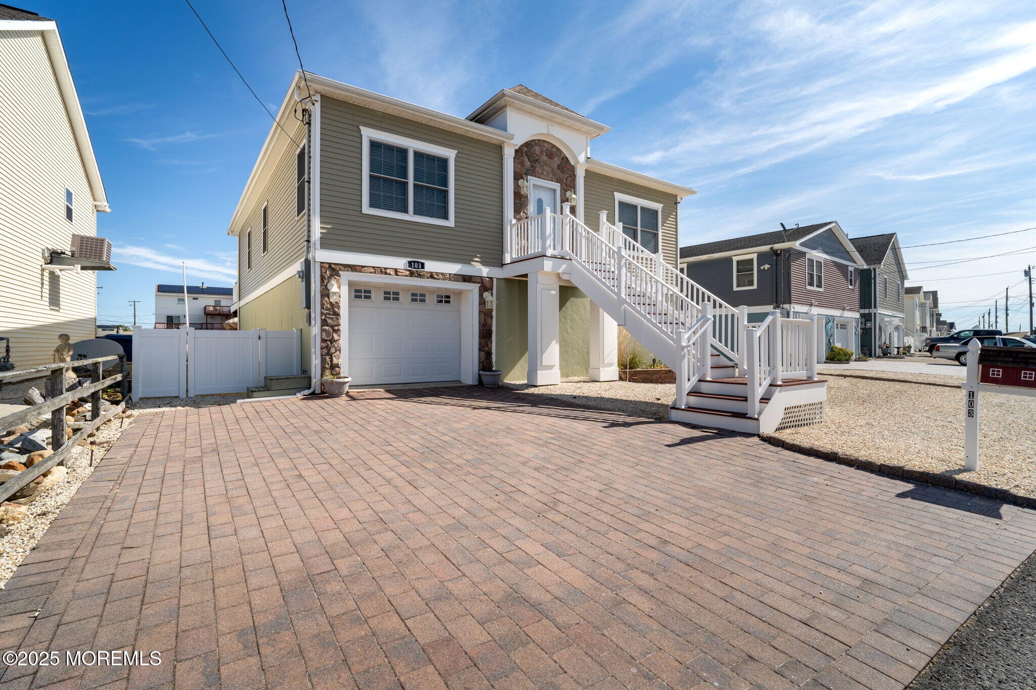 103 E Hudson Drive Image 1