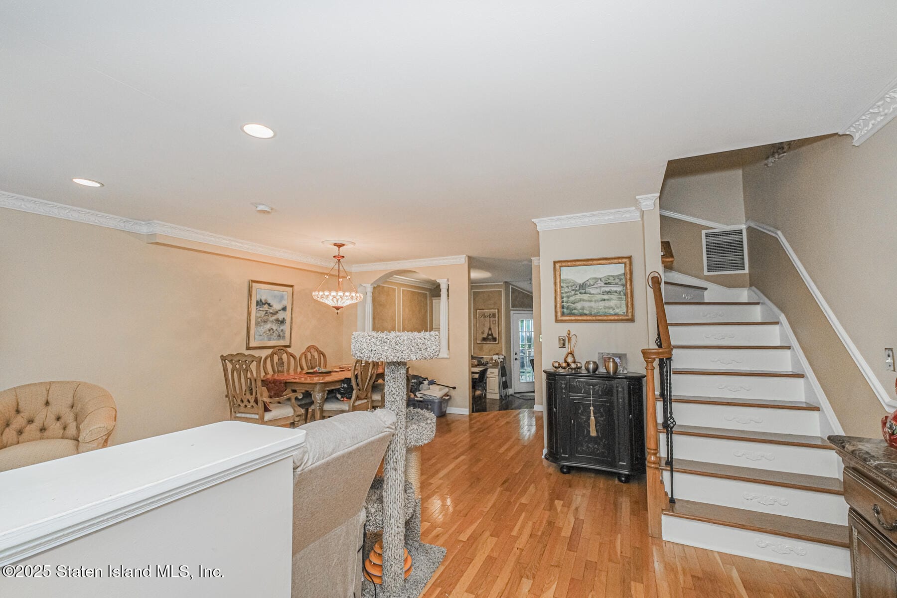 20 Notus Avenue Image 4