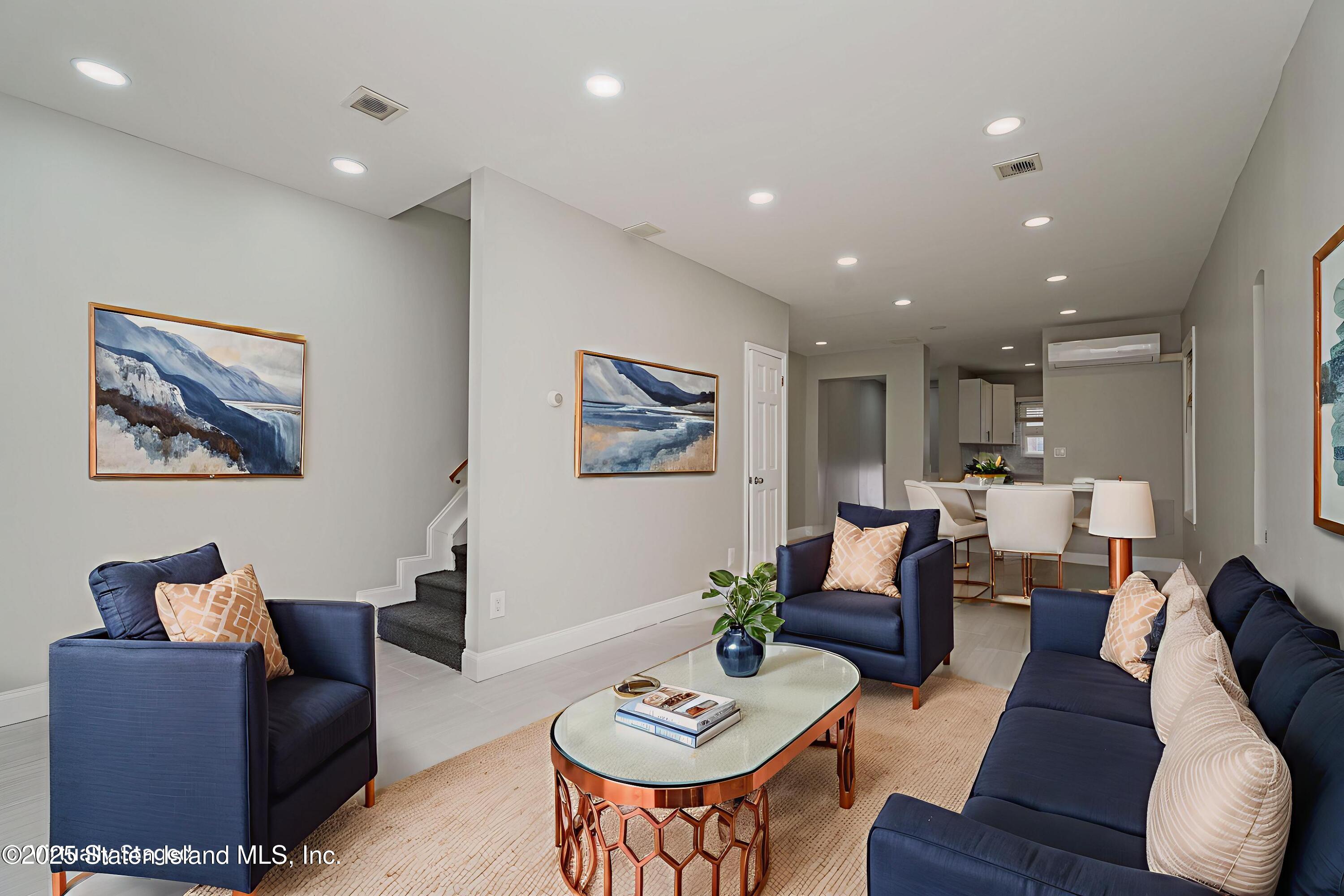 44 72nd Street Image 4