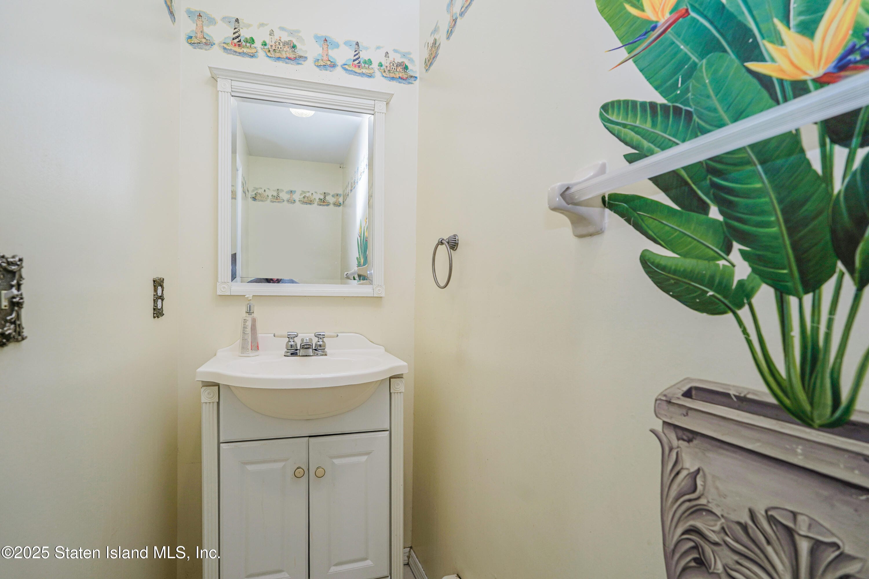 136 Lyman Avenue, Staten Island, NY, 10305 image 9