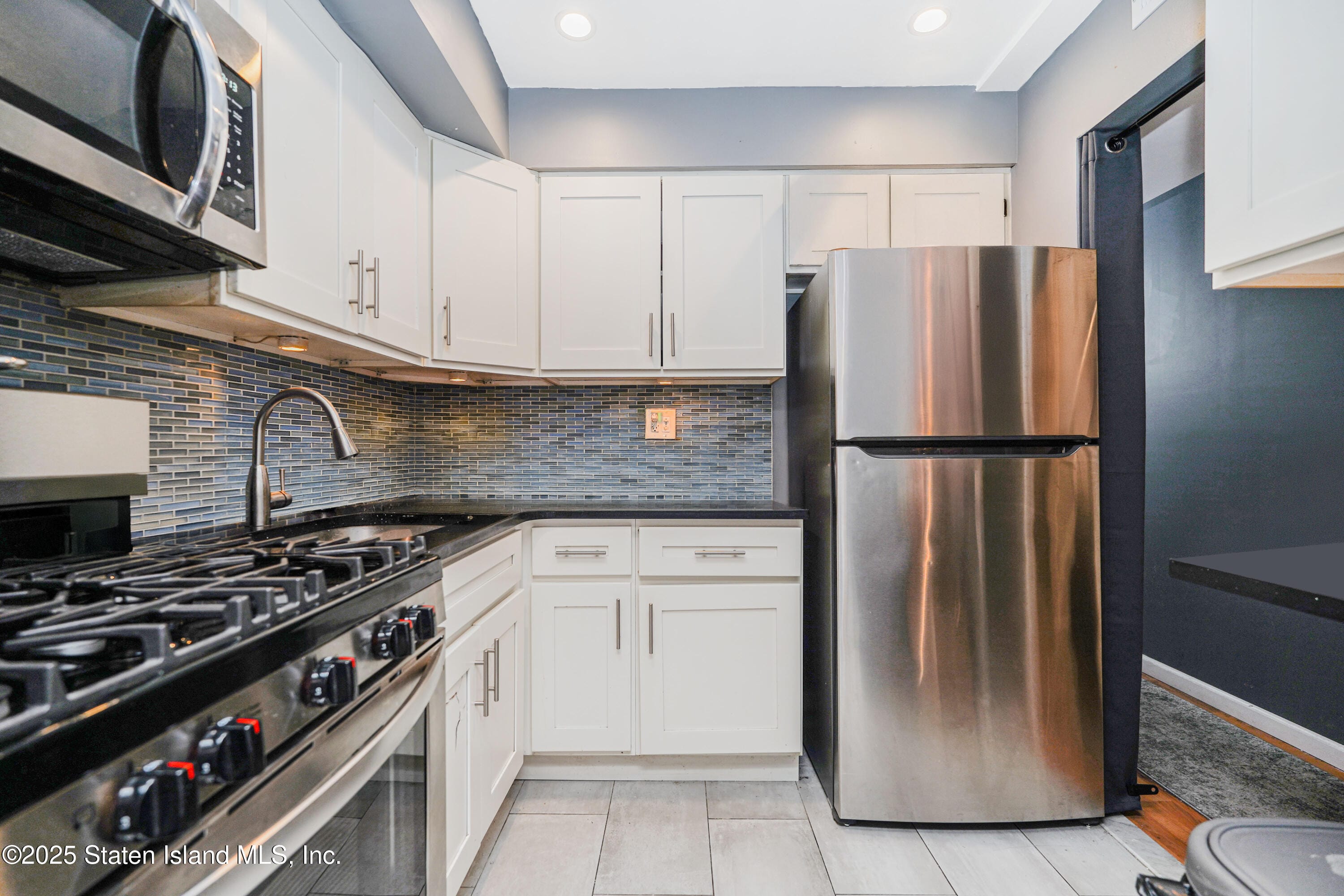 108 Surfside Plaza, Staten Island, NY, 10307 image 15