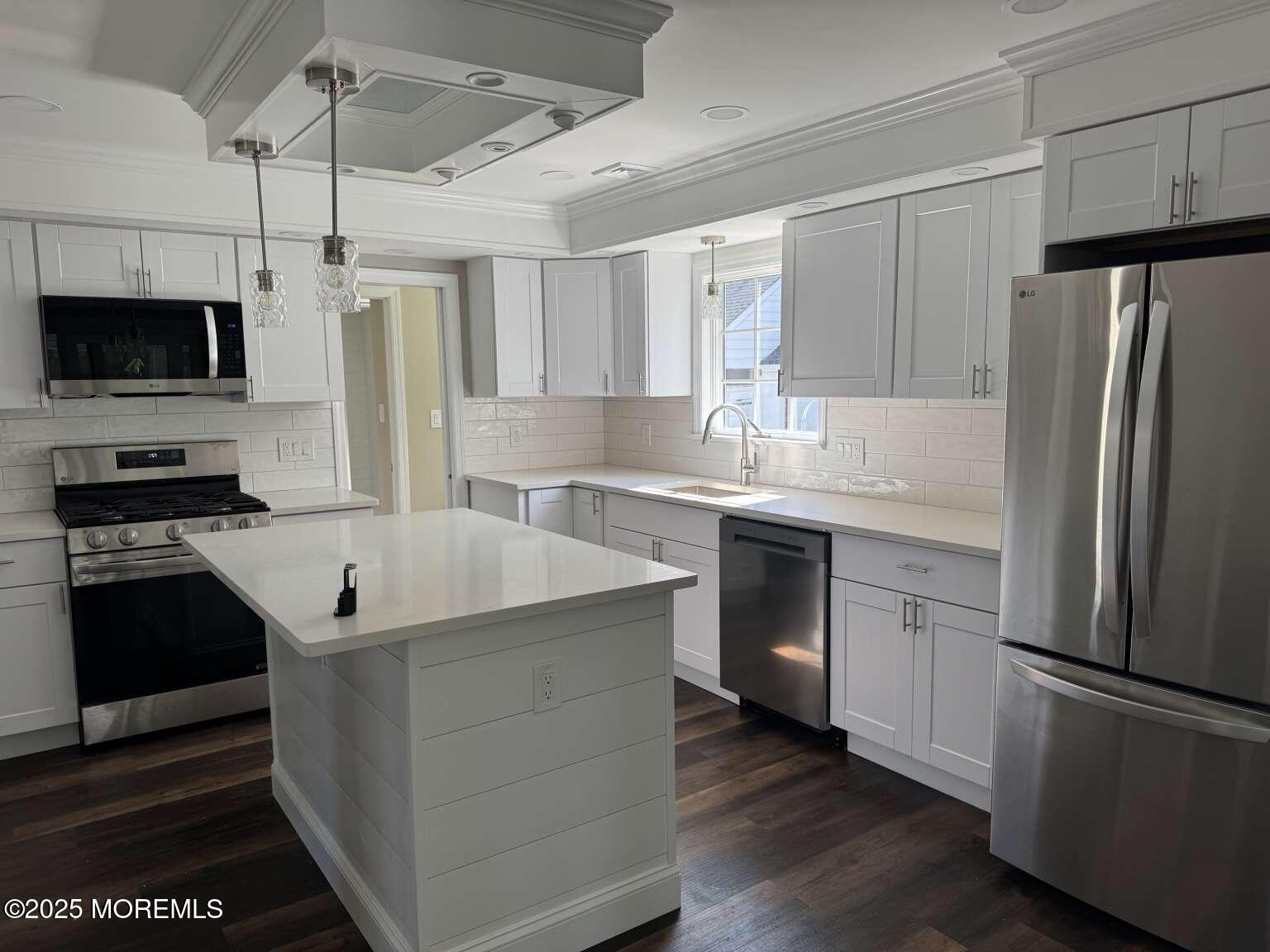 118 State Route 34, Holmdel, NJ, 07733 image 9