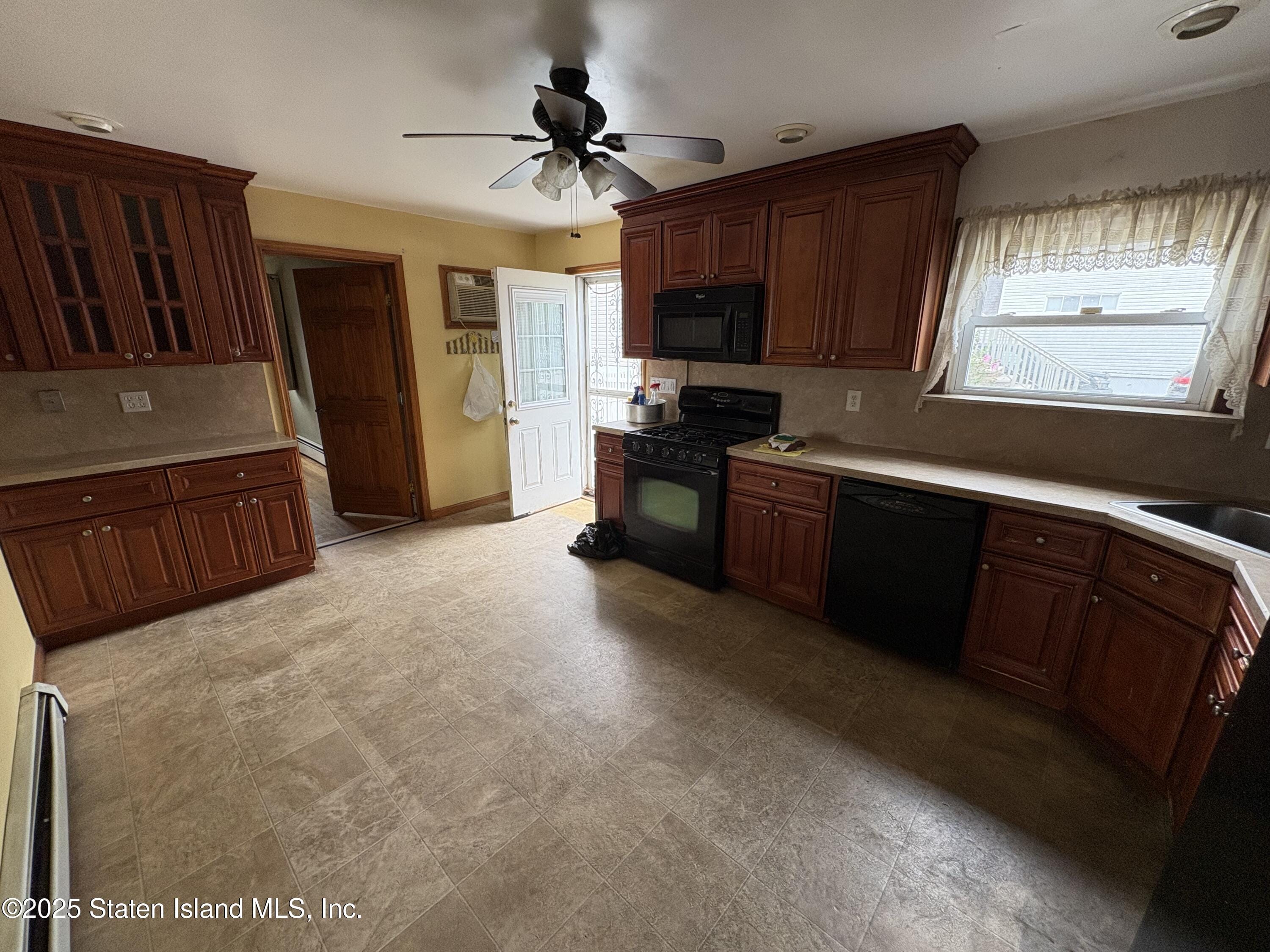 240 Harold Street, Staten Island, NY, 10314 image 7